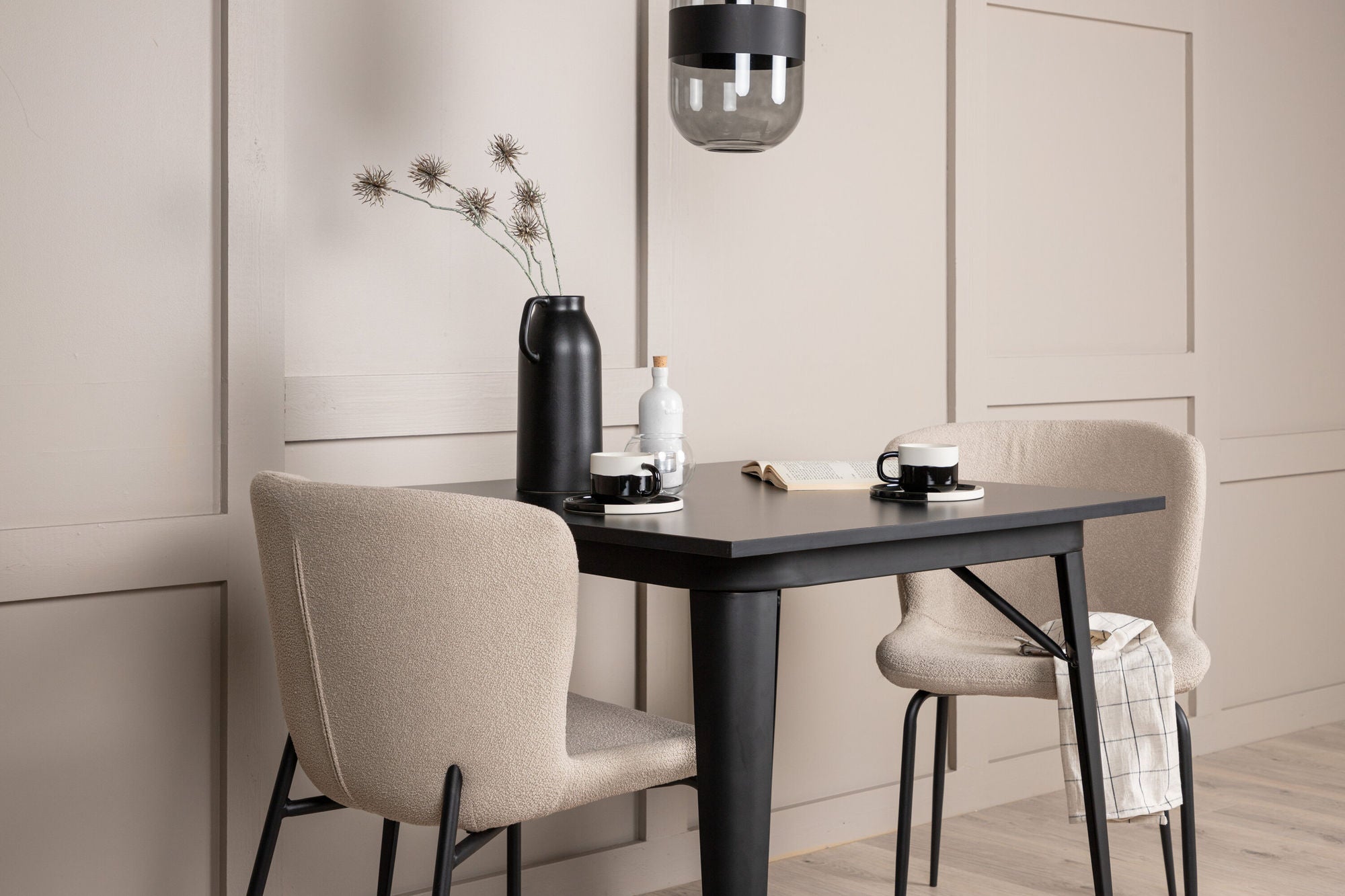 Venture Home Tempe spisebord - Black / Black MDF +Modesto Spisebordsstol - Beige / Beige Boucle _2