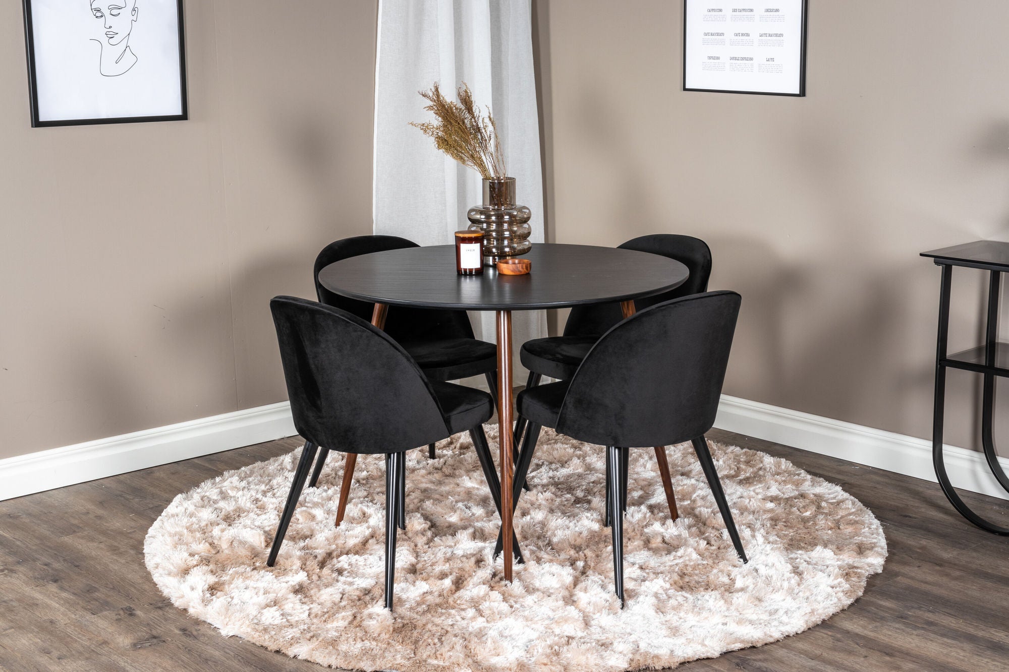 Venture Home Plaza rund bord 100 cm - Black Top - Walnut legs+Velvet Spisebordsstol - Black / Black_4