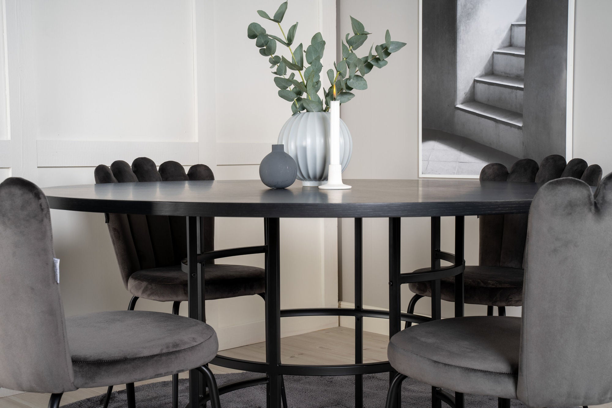 Venture Home Copenhagen - spisebord round - Black / Black - Limhamn stol - Grey 4