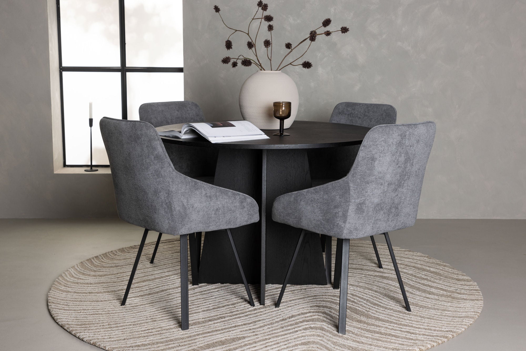 Venture Home Bootcut rund spisebord - Black / Black Fanéer +Rosie Spisebordsstol - Black / Dark grey Fabric _4
