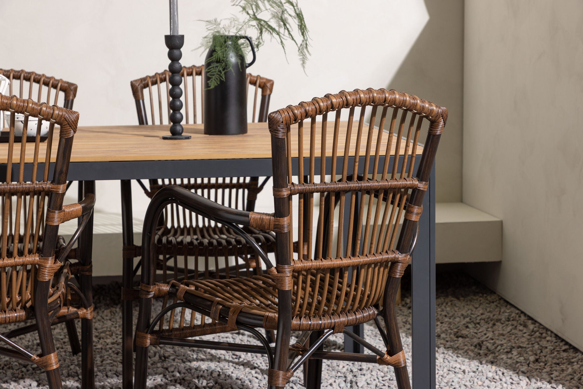 Venture Home Break Diningbord Alumnium - Black / Nature Rectangular 90*150* +Galera Diningchair Aluminium - Brown / Wicker _4