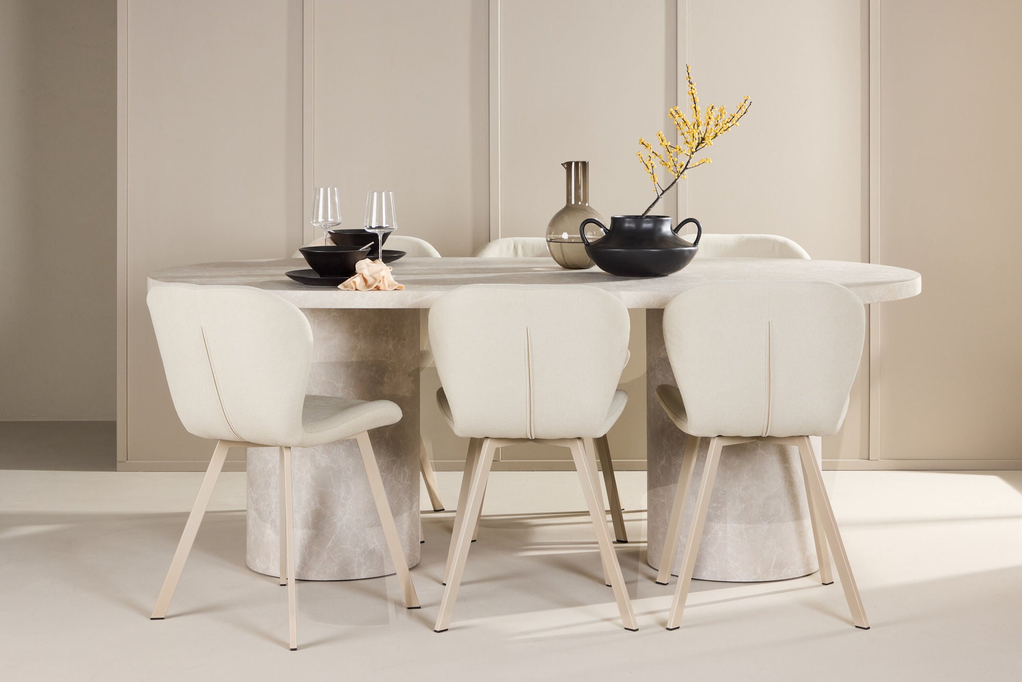 Venture Home Narvik bord - Beige with 6 Lilja stol - Beige