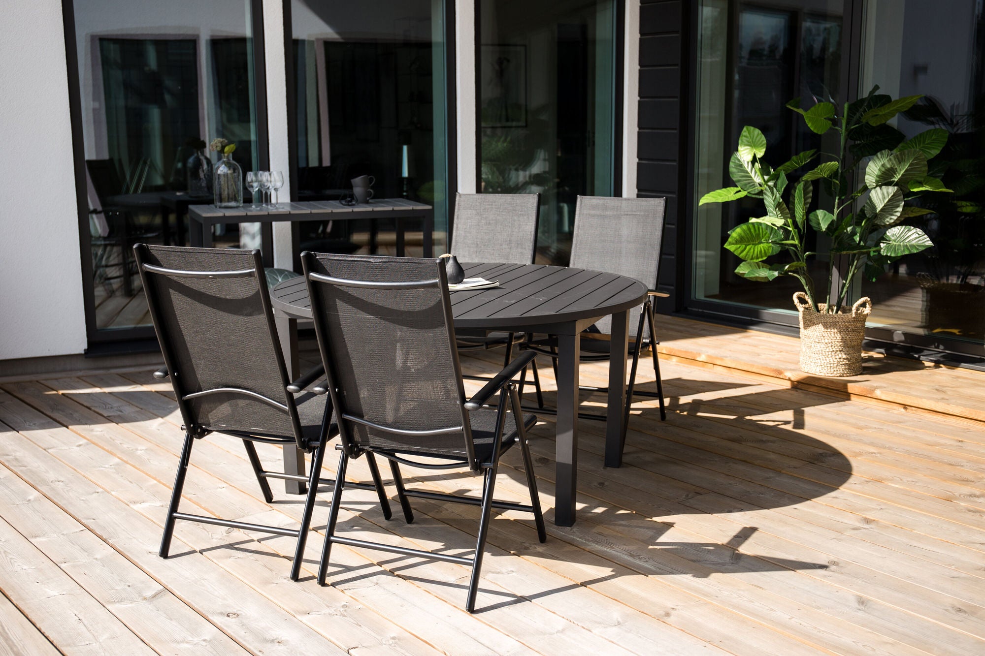 Venture Home Marbella bord ø 140 - Black
