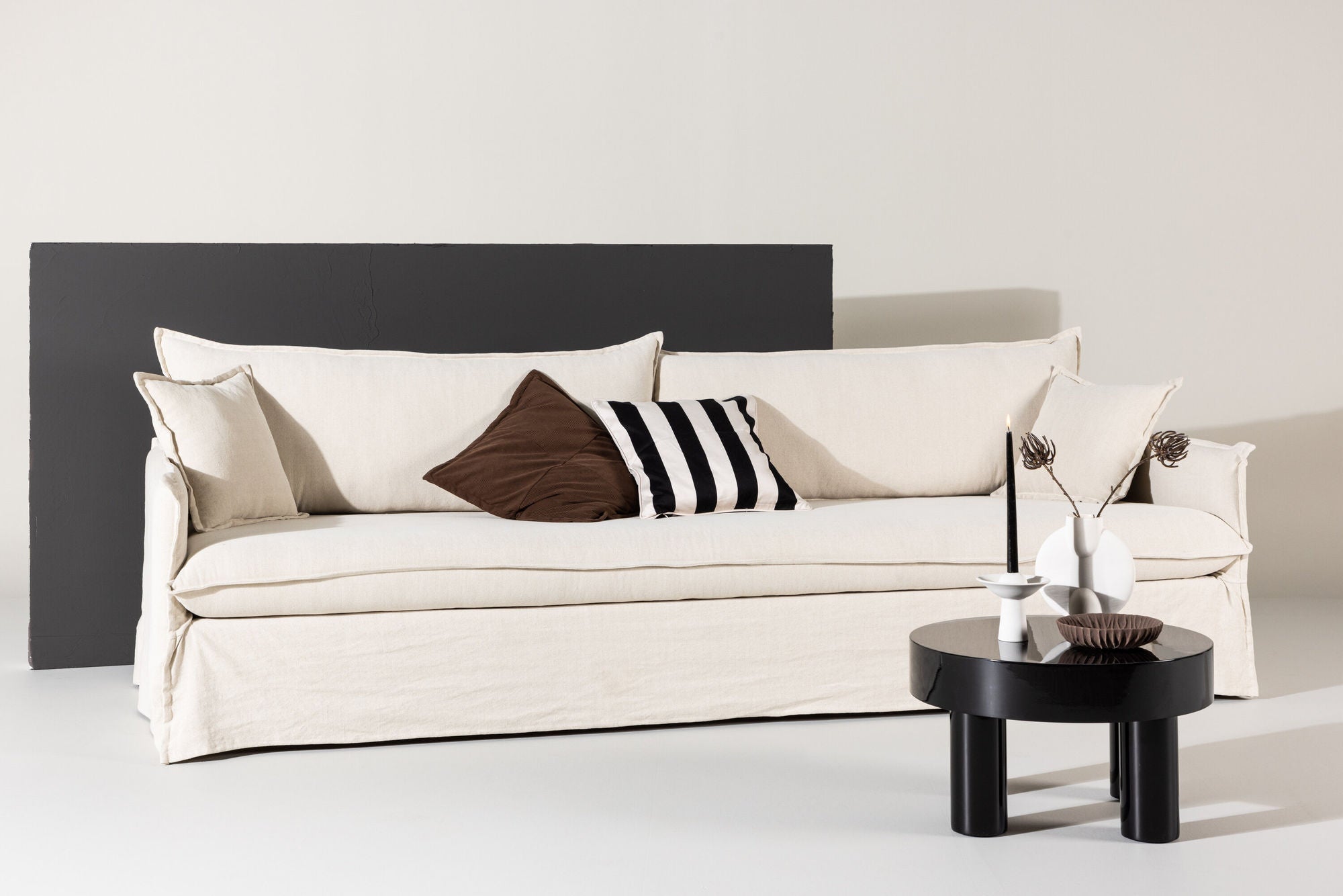 Venture Home Nova 4-seat Sofa - Beige Linen /