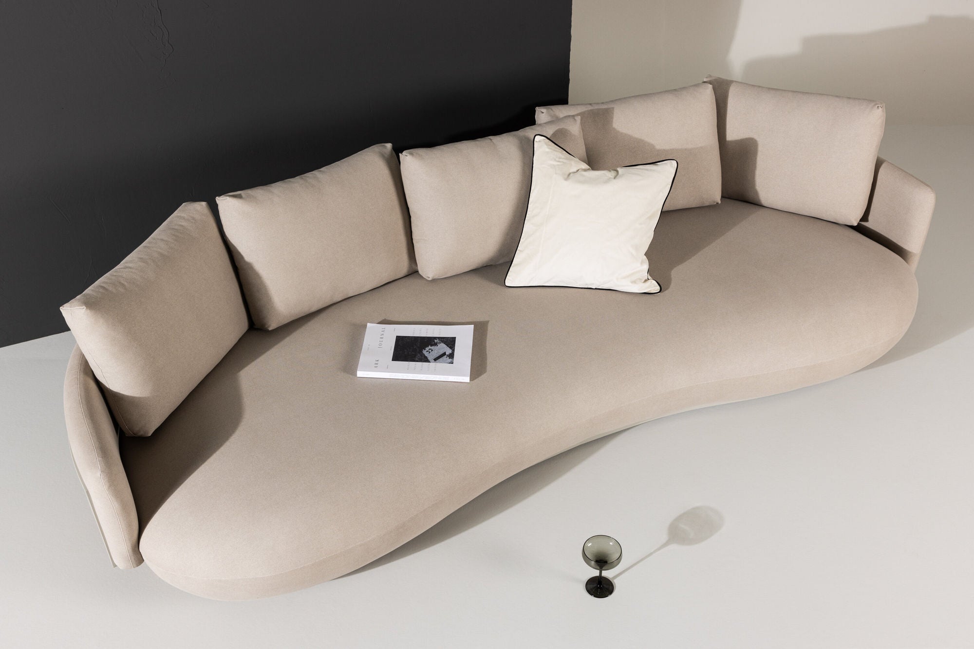 Venture Home Stellar 4-seat Sofa - Beige / Beige