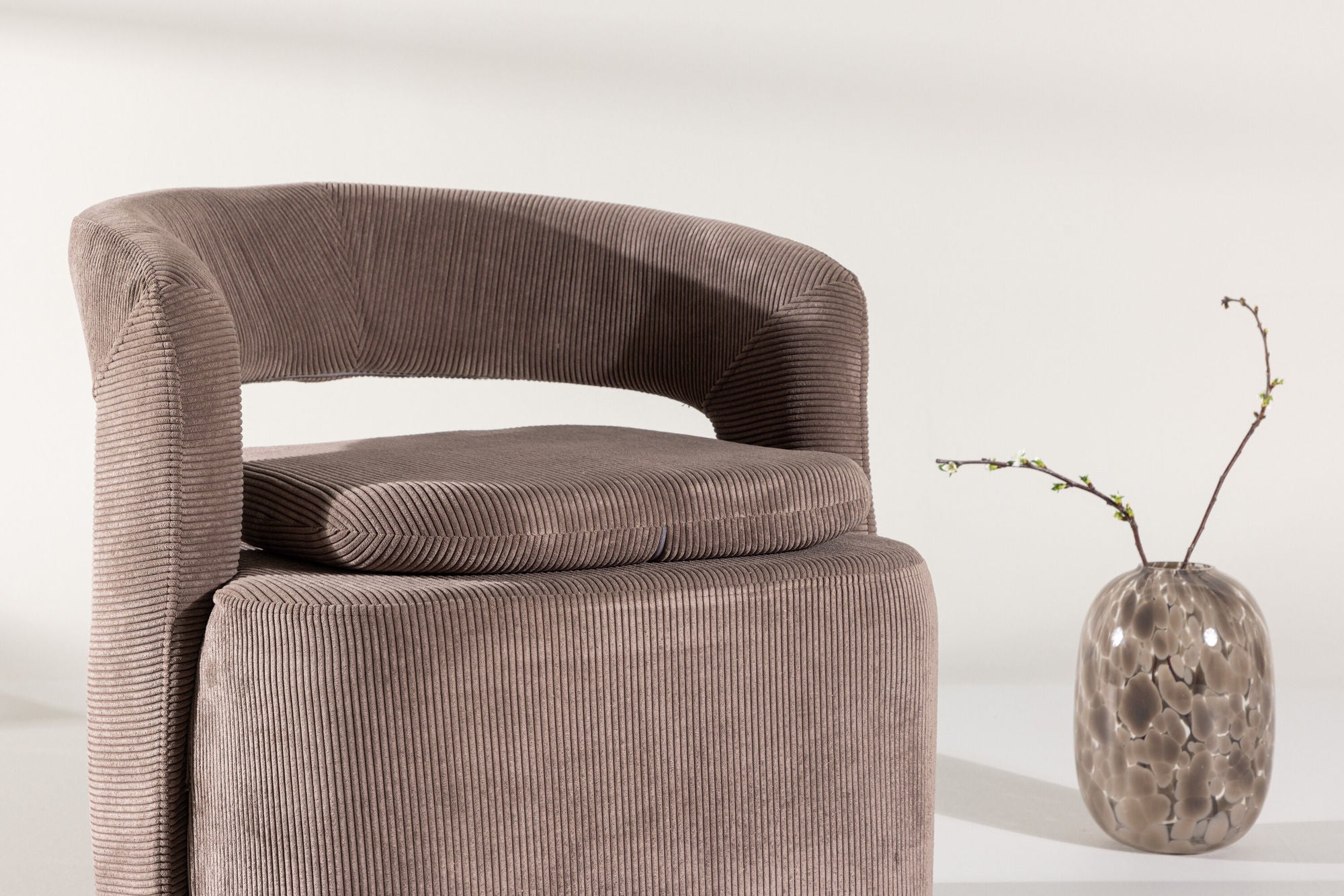 Venture Home Laurel  Armchair - Brown Manchester/