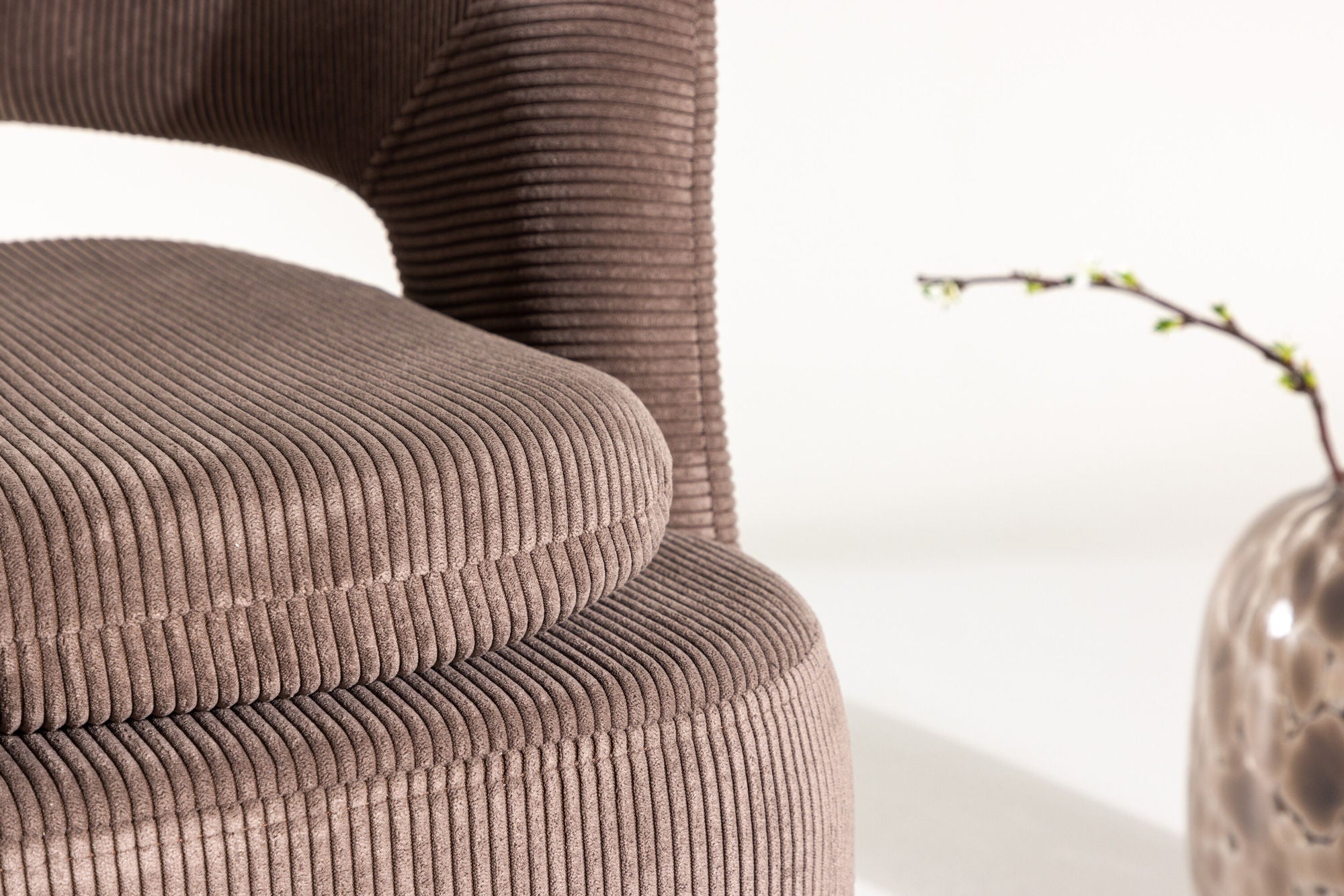 Venture Home Laurel  Armchair - Brown Manchester/