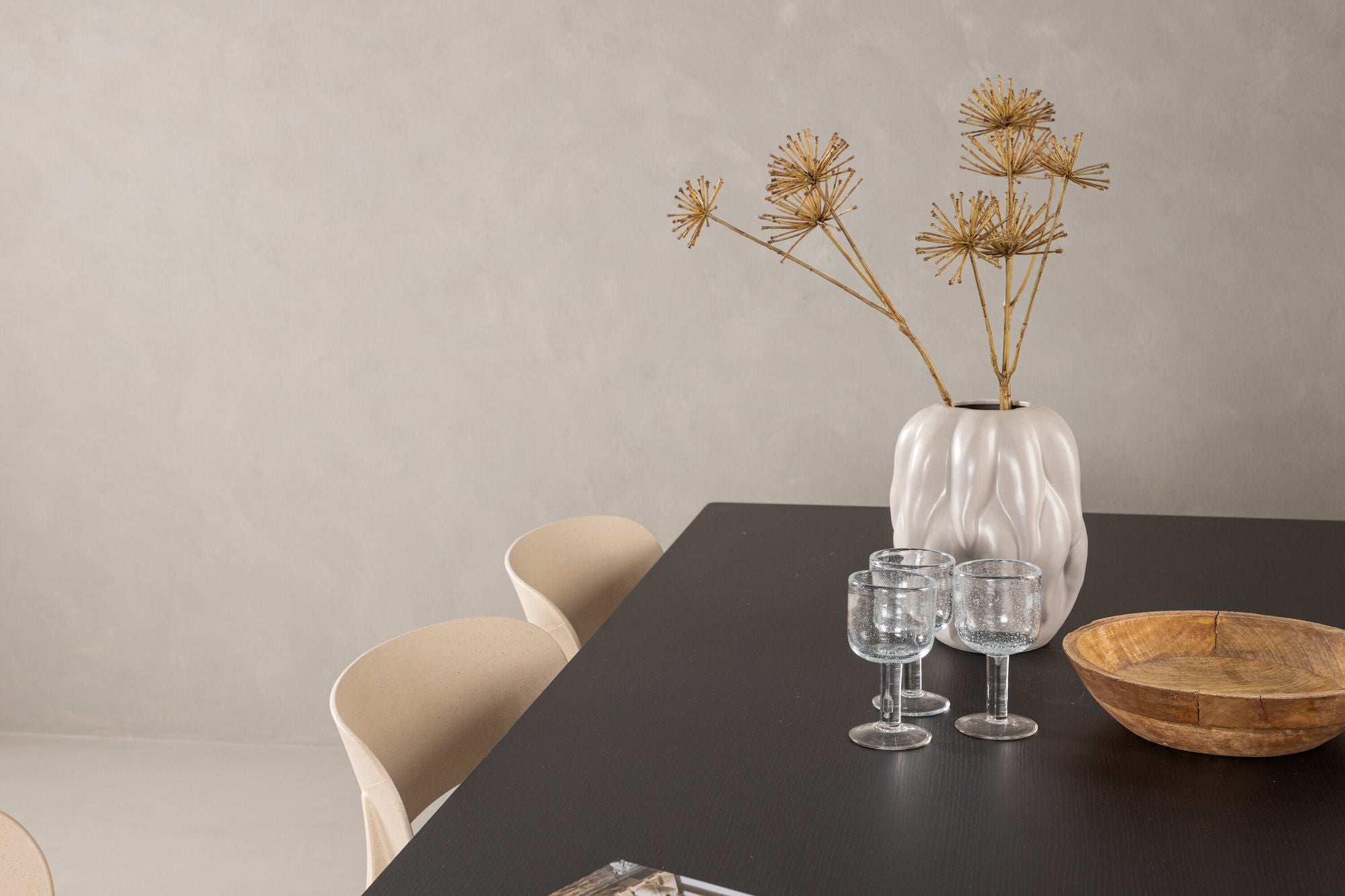 Venture Home Vail spisebord - Black / Smoked Black MDF +Åstol Spisebordsstol - Nature Wood plastic composite _6