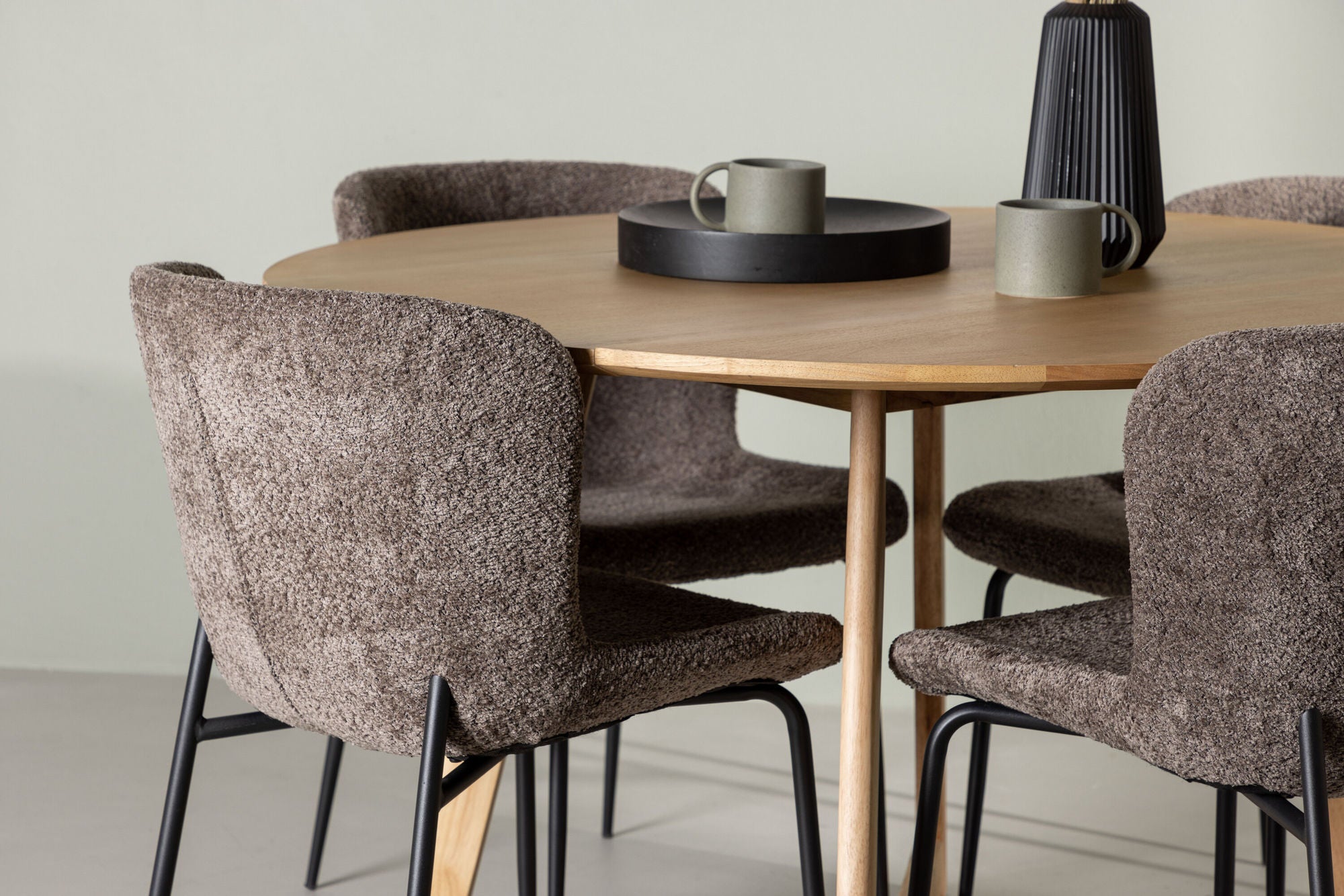 Venture Home Yakidon spisebord - Rubberwood / Oaklook MDF +Modesto Spisebordsstol - Grey / Smoked Black Boucle _4