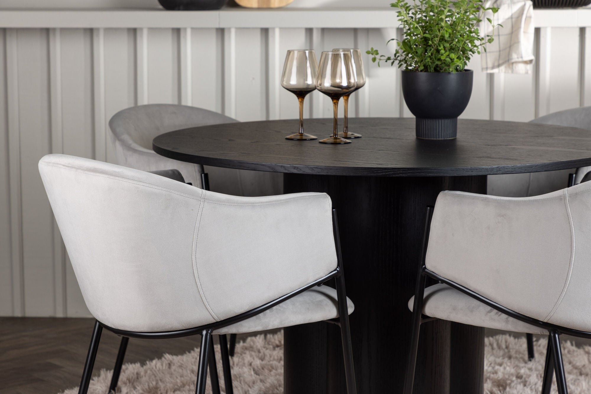 Venture Home Olivia spisebord - Black / Black Veneer +Evelina Spisebordsstol - Black / Light grey Velvet _4