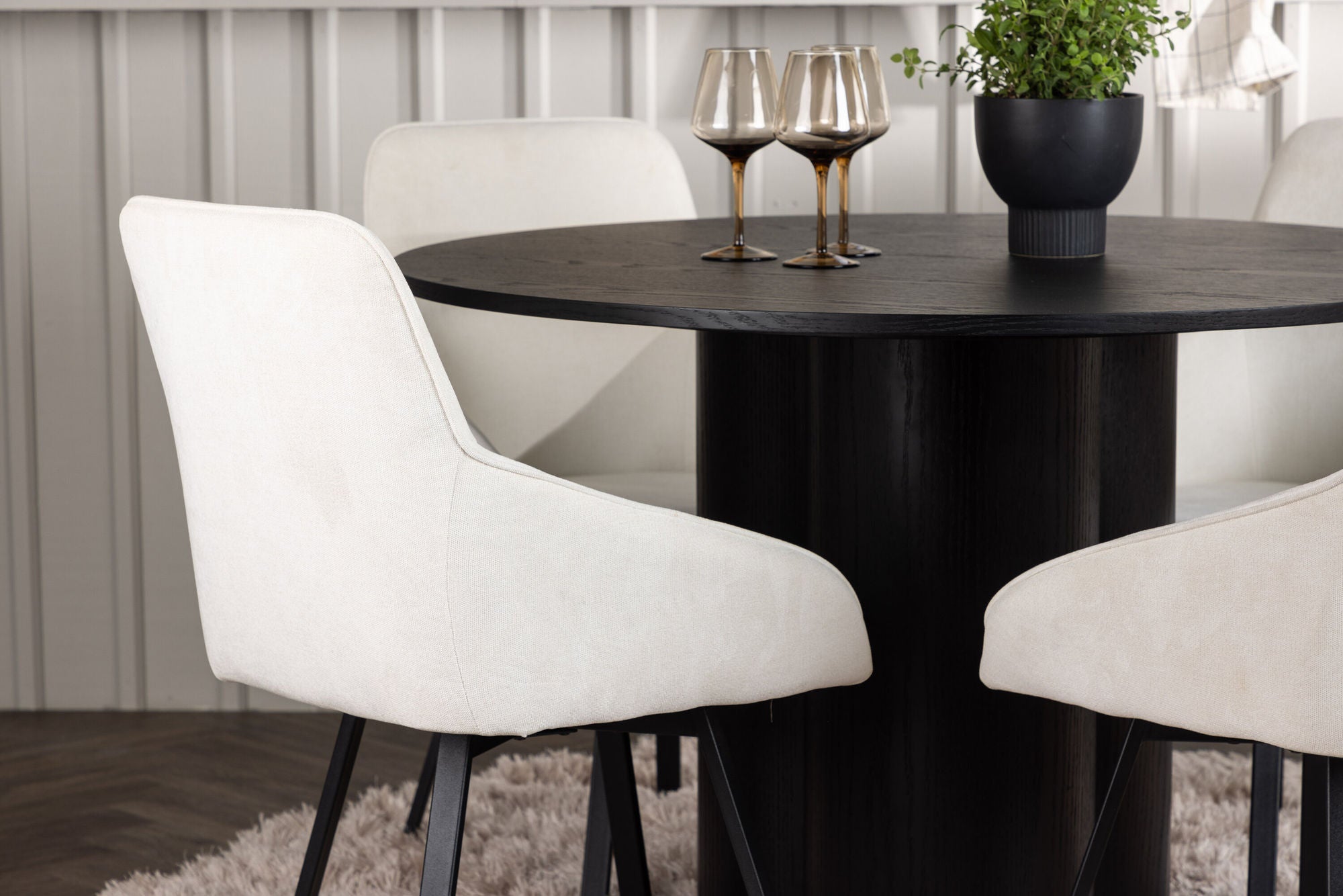 Venture Home Olivia spisebord - Black / Black Veneer +Rosie Spisebordsstol - Black / Beige Fabric _4