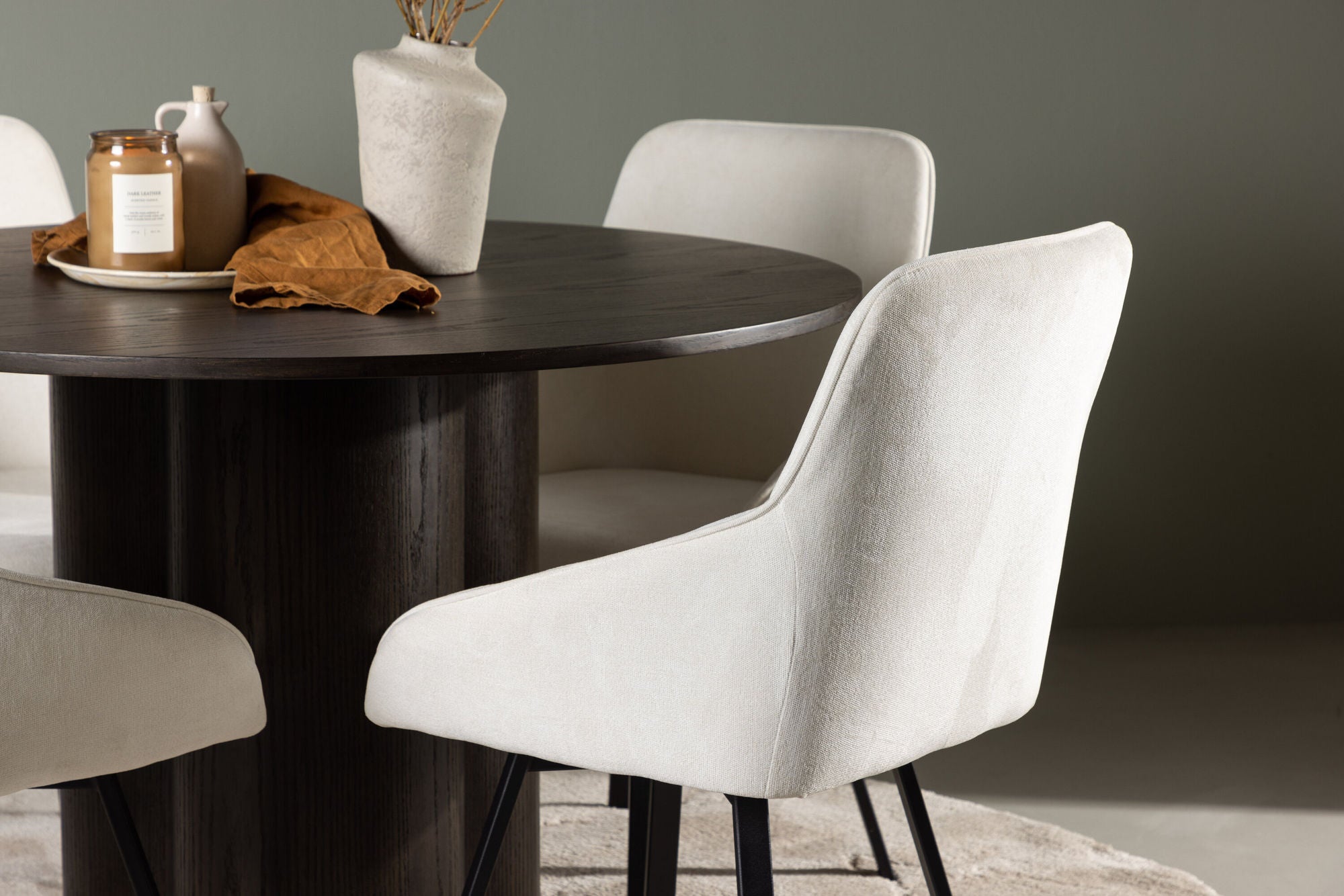 Venture Home Olivia spisebord - Mocca / Mocca Veneer +Rosie Spisebordsstol - Black / Beige Fabric _4
