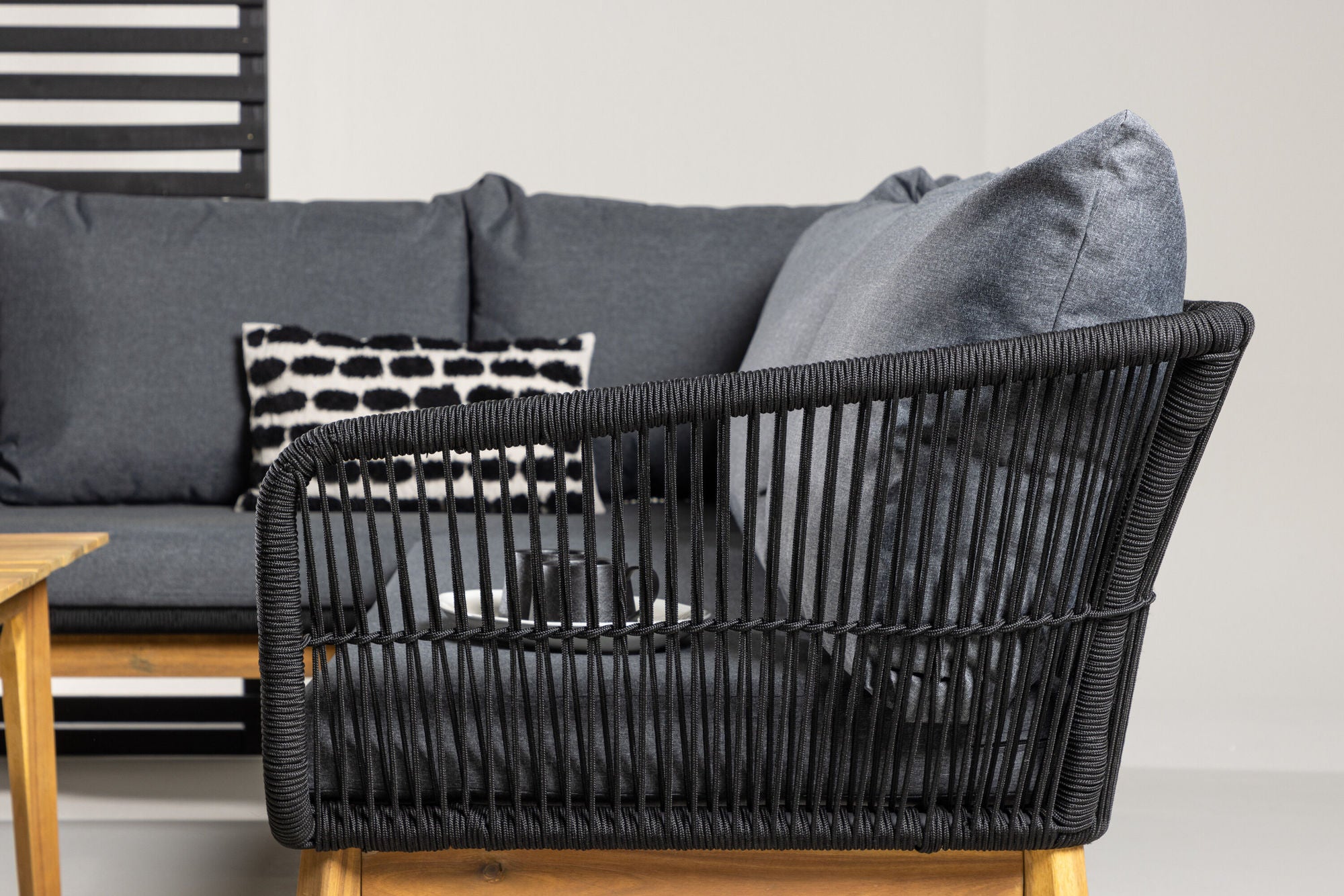 Venture Home Chania hjørne sofa - Black/Acacia