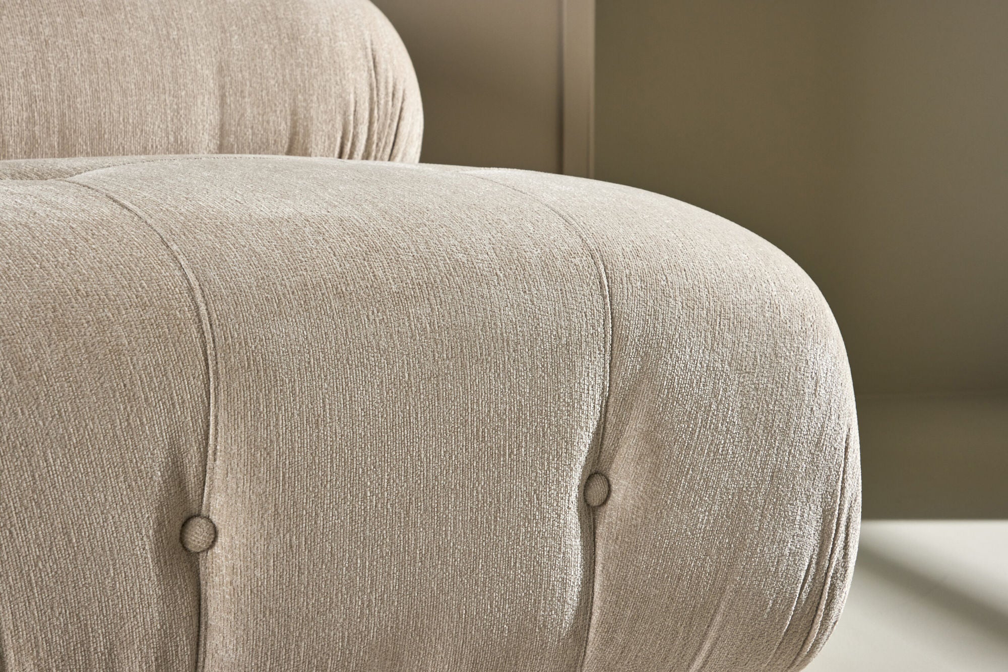 Venture Home Mika Module Sofa - Middle - Beige /