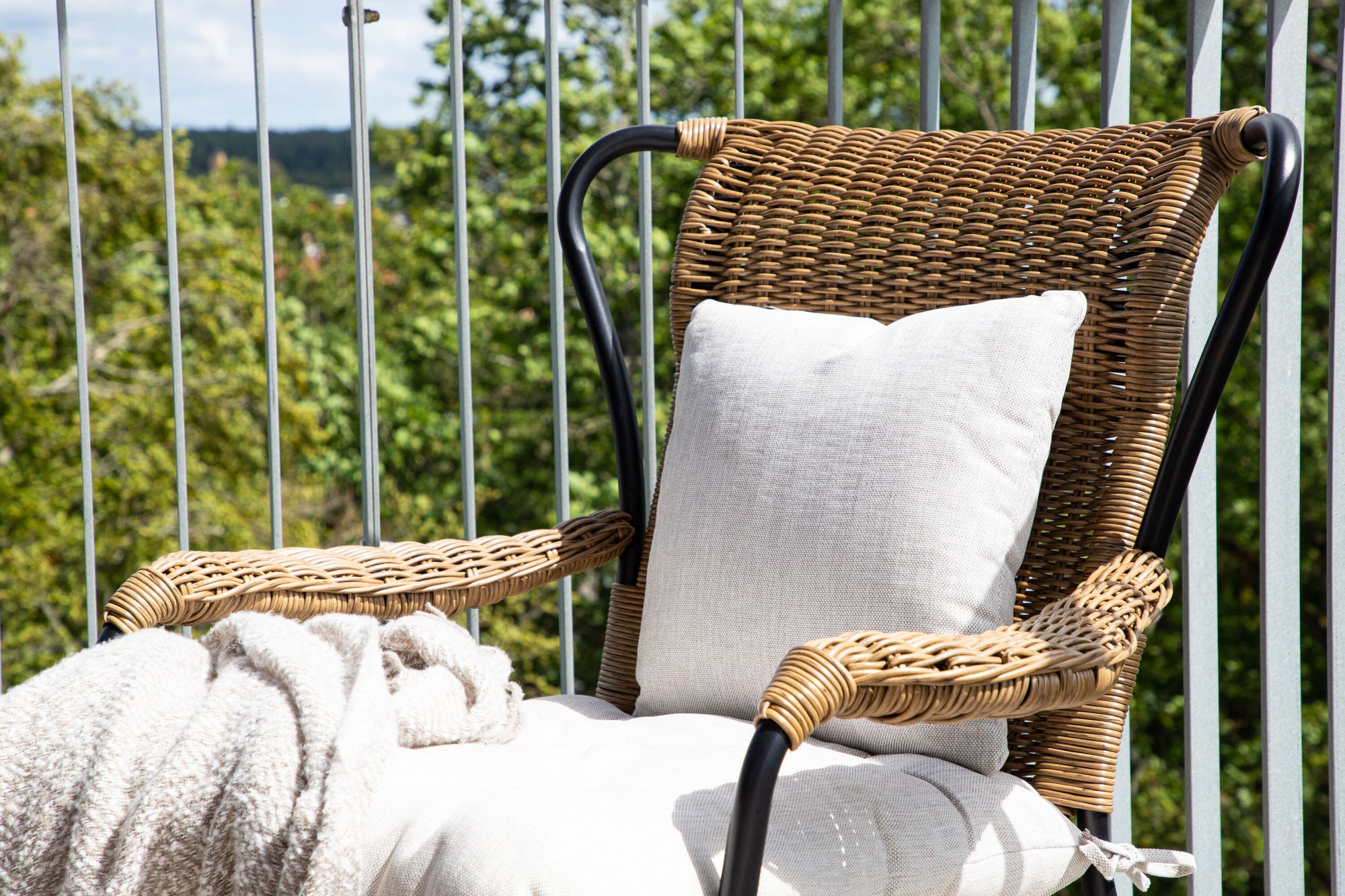 Venture Home Loreto Loungechair Black - Nature Rattan