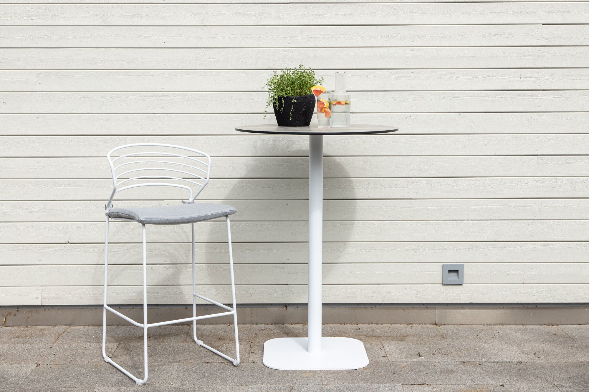 Venture Home Milano Barbord Steel - White / rund ø70