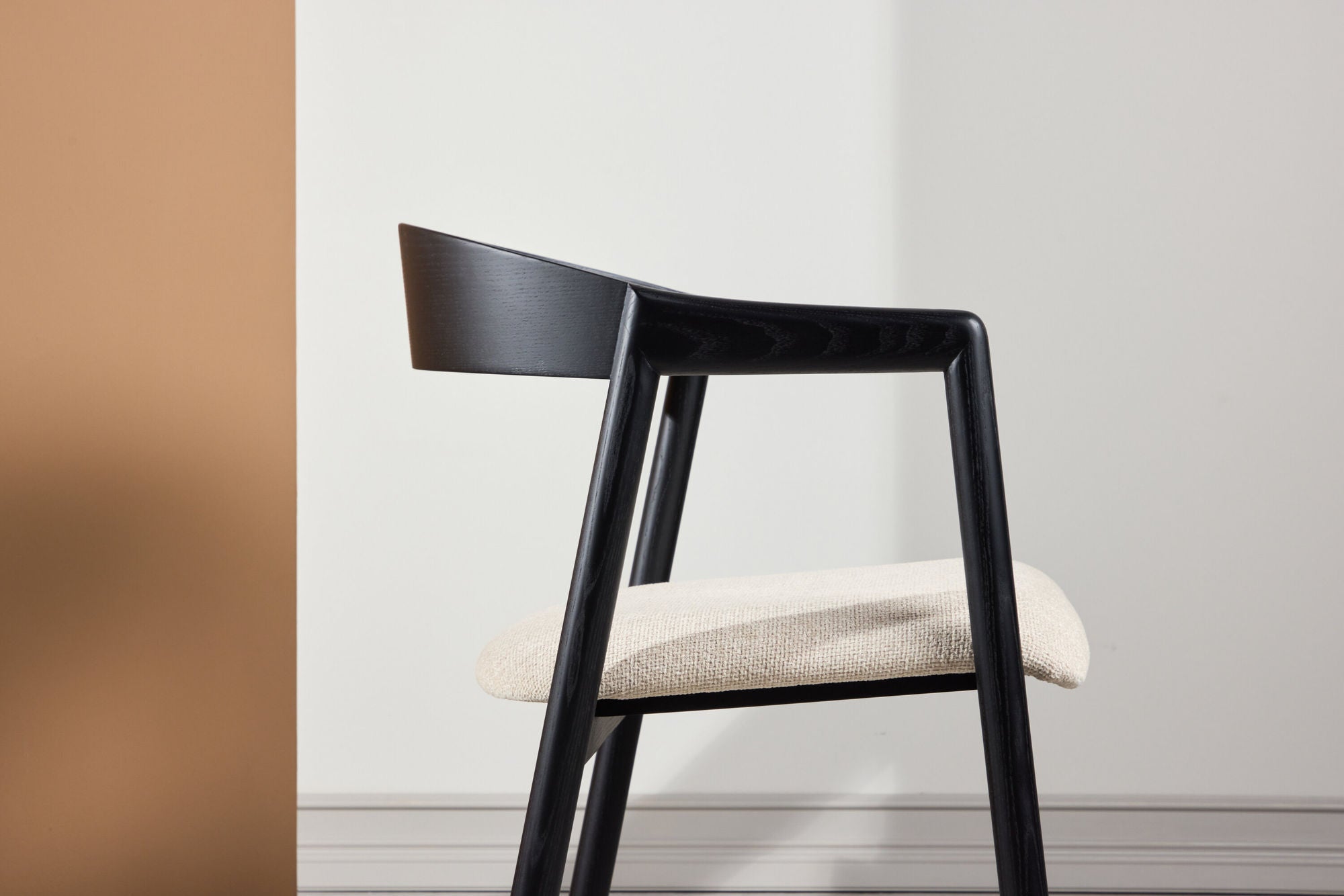 Vind Långön Spisebordsstol 2-pack - Black / Beige Fabric
