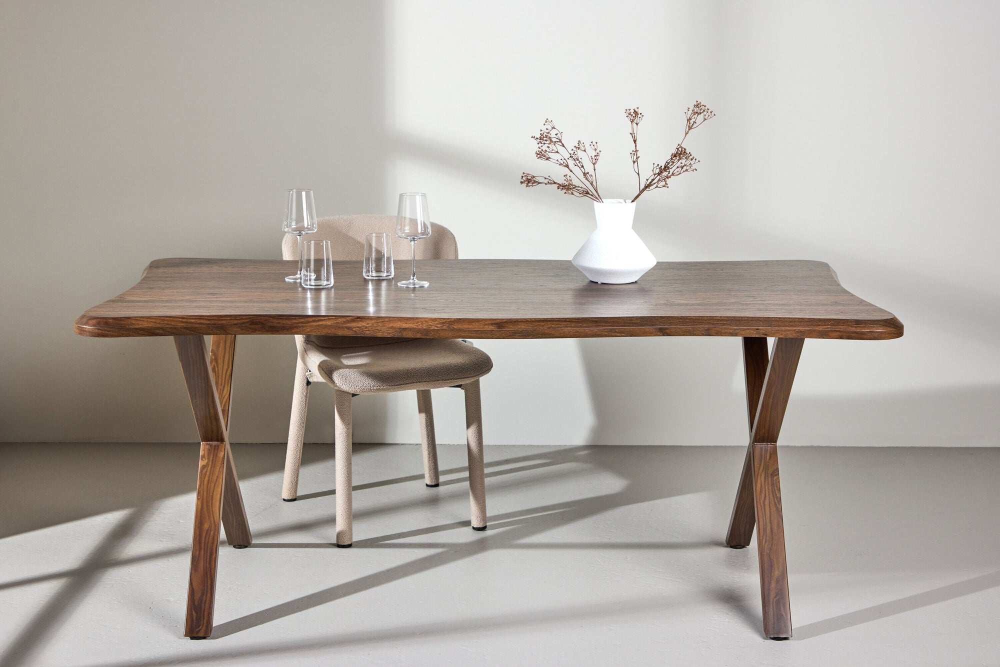 Venture Home Fiona spisebord 180x90x75 cm - MDF with Walnut 3D Paper