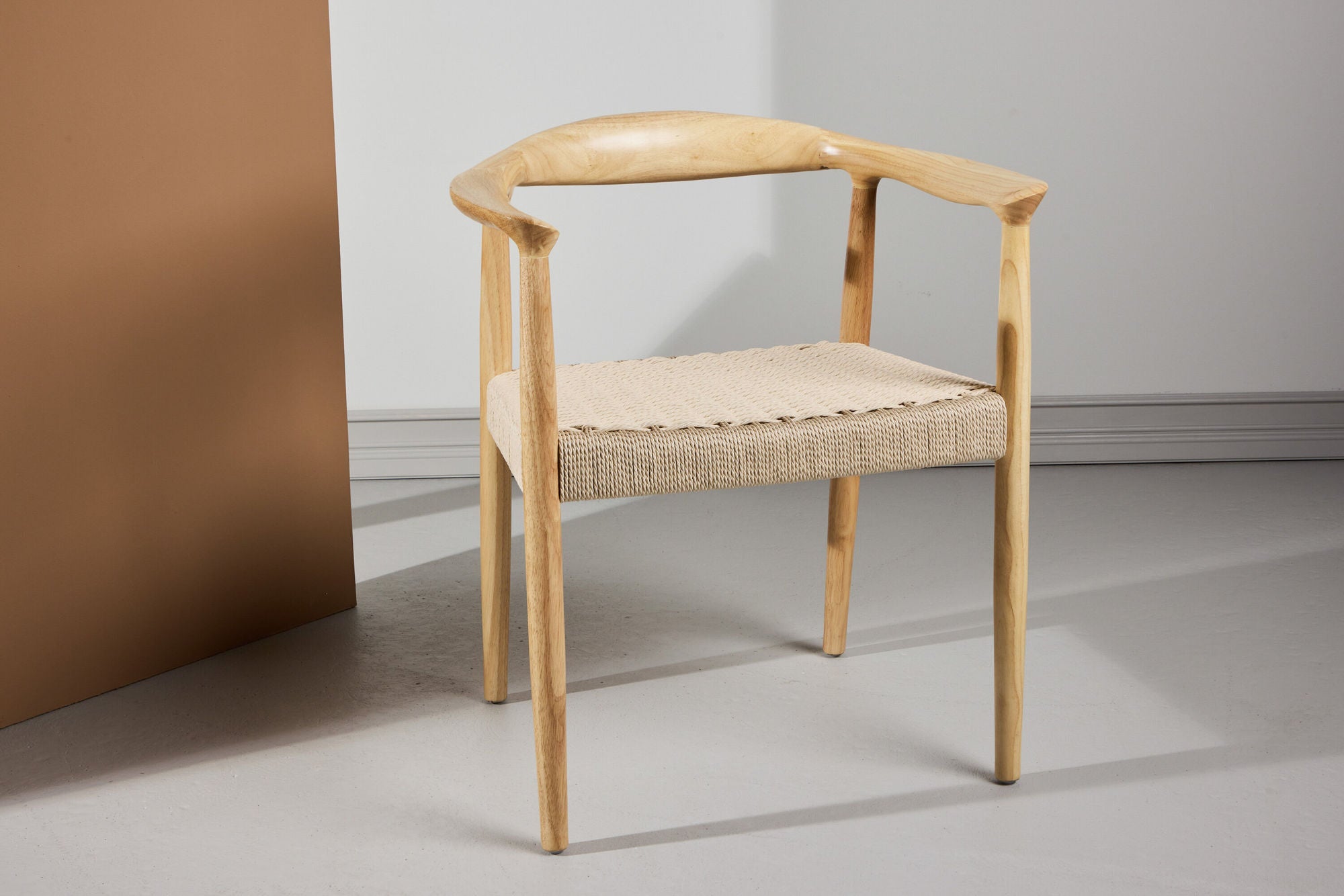 Vind Lovön Spisebordsstol 2-Pack - Rubberwood Frame Whitewash / Beige Rope