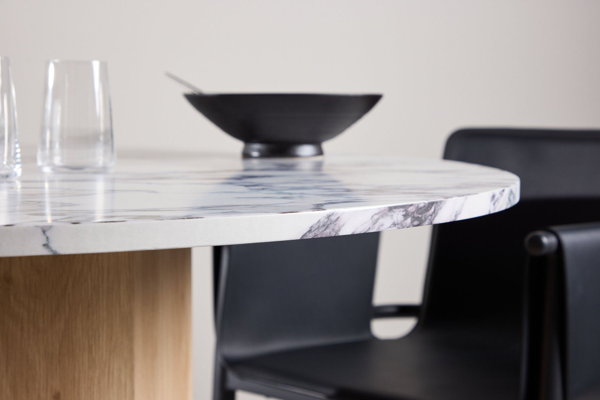 Venture Home Tekla rund spisebord ø120x75 cm - MDF with Nature 3D Paper / Calacattalook