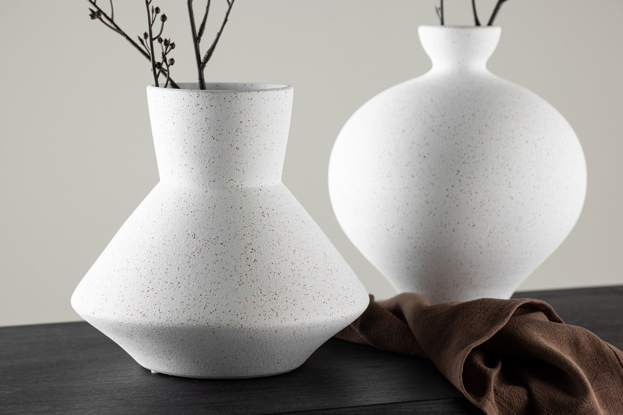 Venture Home Rellis Vase - White/Black Dots - D10*H20*B22cm