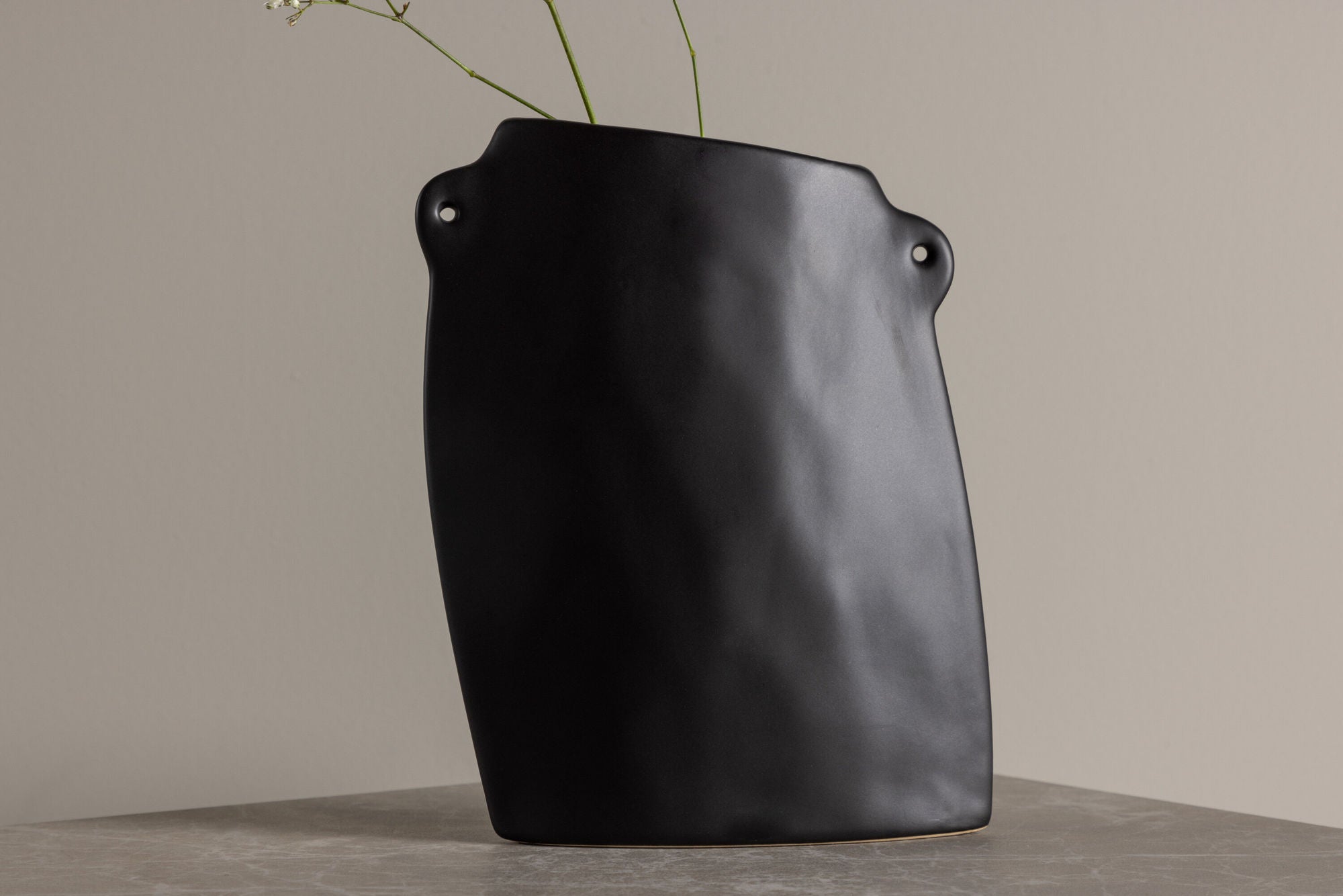 Venture Home Hie Vase - Matte Black - 14*5*21Hcm