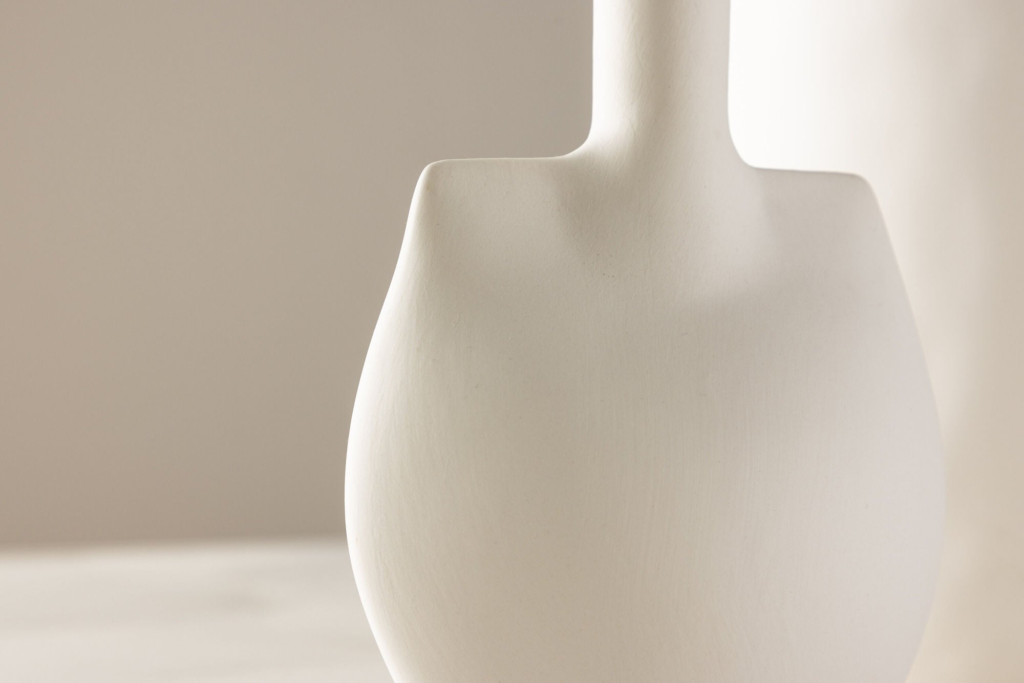 Venture Home Madison Vase - Off White - 14*8*22Hcm