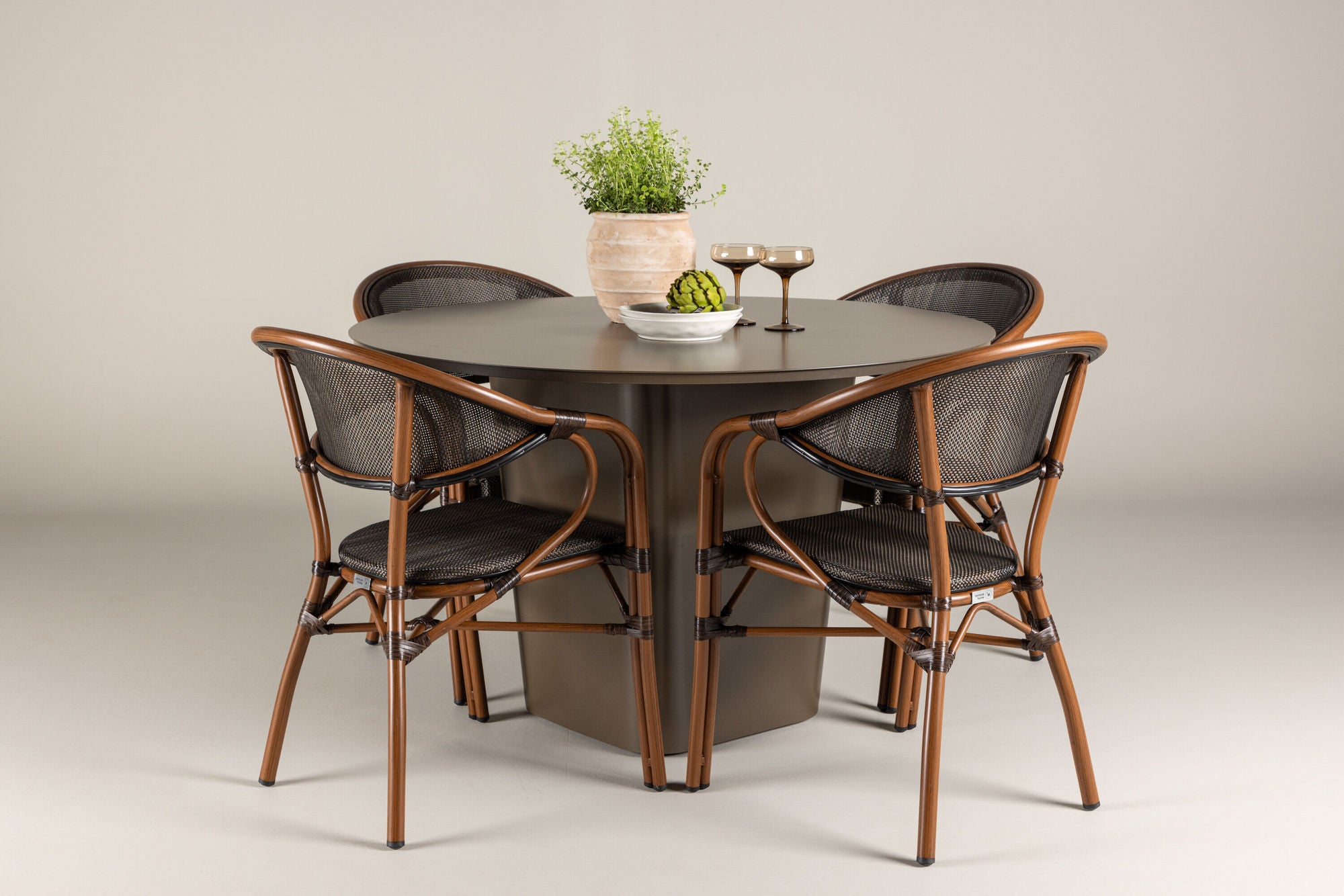 Venture Home Santa Fe spisebord ø120 - Roasty +Vila Real Caféchair 2-pack - Brown/Black _4