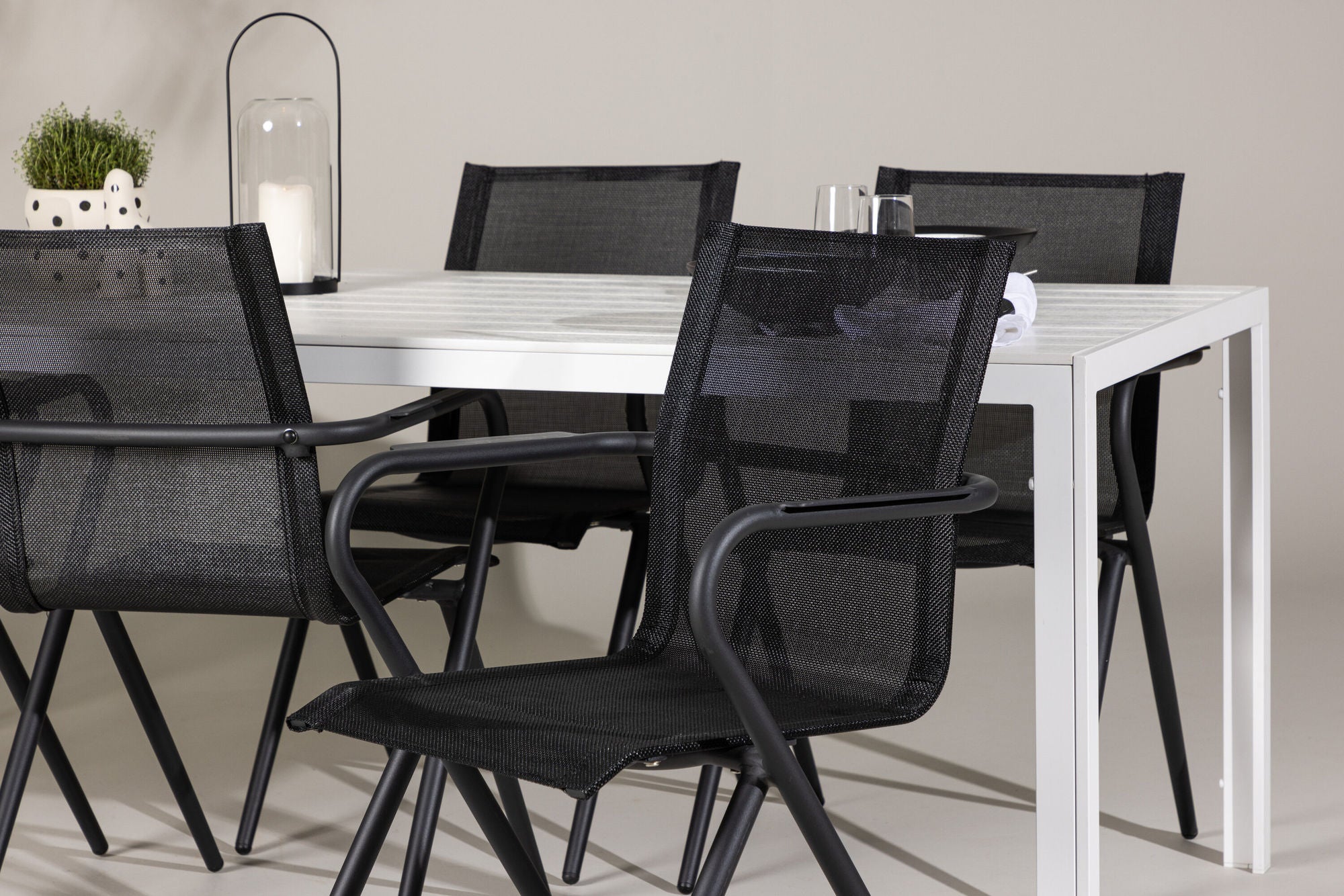 Venture Home Break spisebord - White / White Aintwood +Alina Spisebordsstol - Black Alu / Black Textilene _6