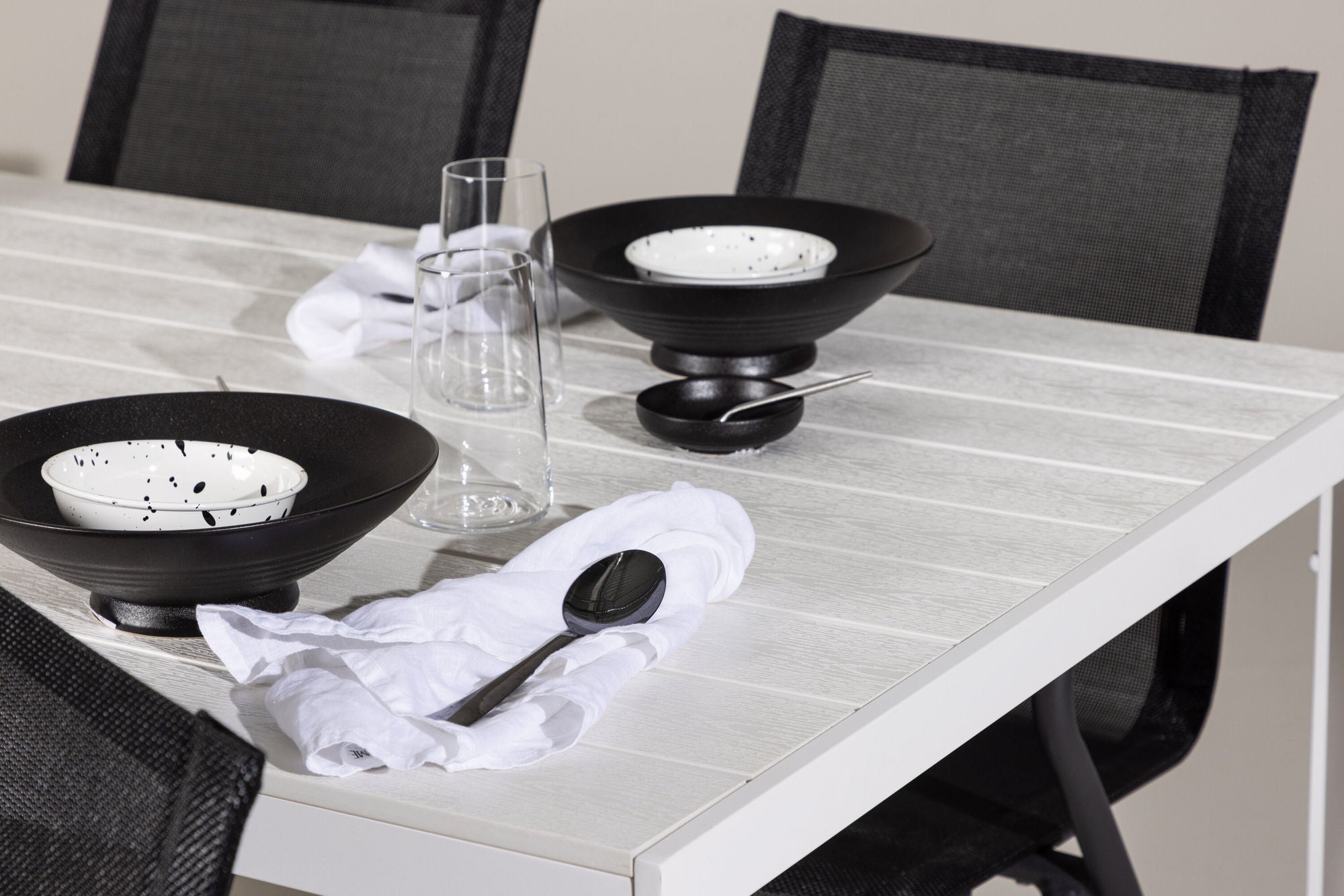 Venture Home Break spisebord - White / White Aintwood +Alina Spisebordsstol - Black Alu / Black Textilene _6