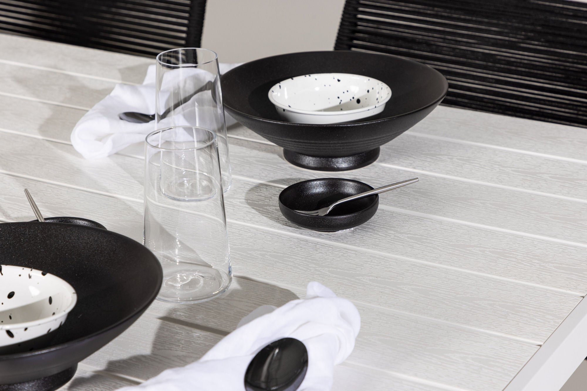 Venture Home Break spisebord - White / White Aintwood +Lindos Armchair - Black Alu / Black Rope _6