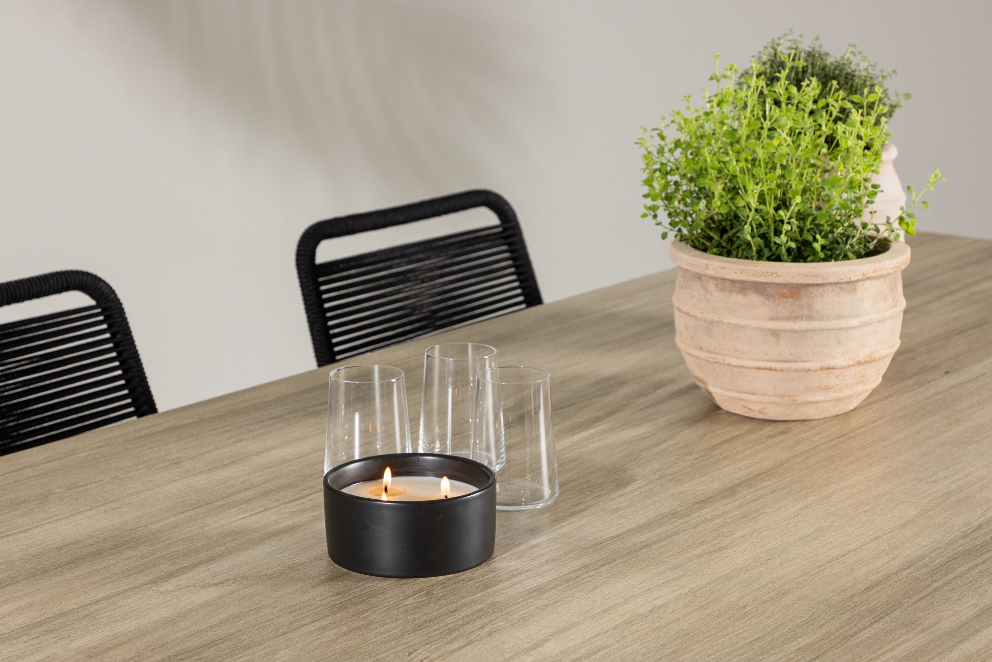 Venture Home Merlo spisebord - White/Whitewash +Lindos Stacking stol - Black Alu / Black Rope _6