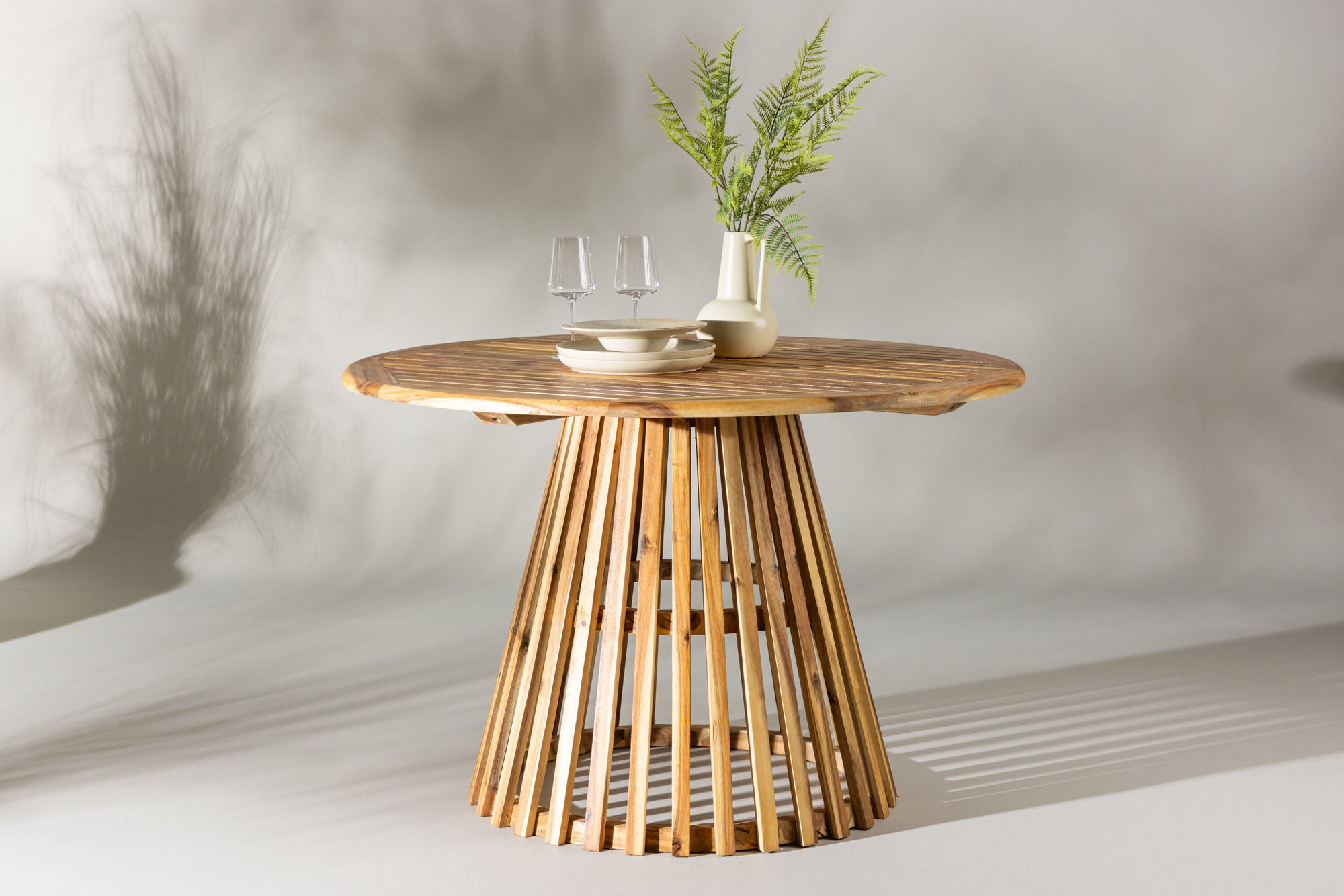 Venture Home Lumpur Diningbord Acacia - Teaklook / rund ø120**75