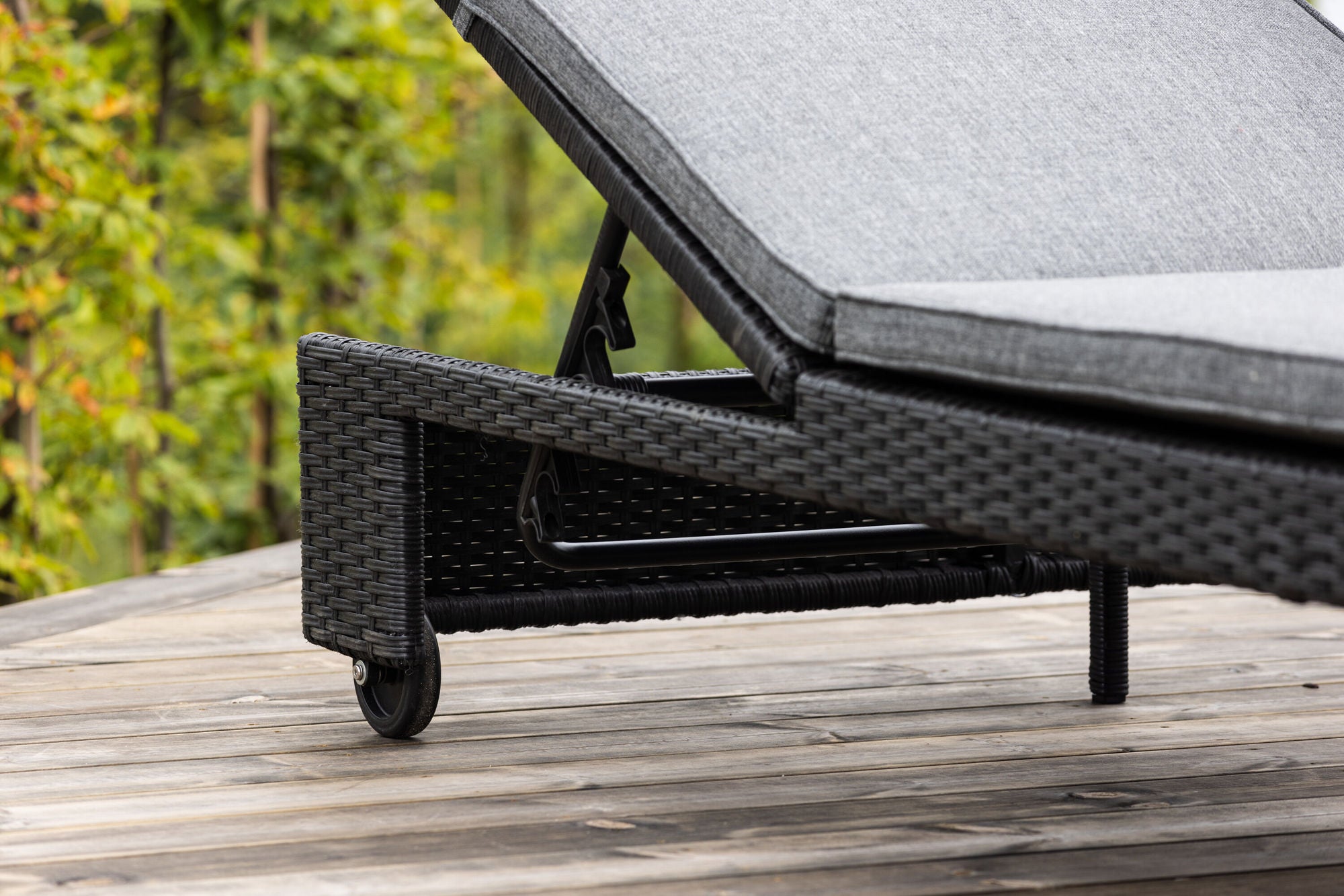 Venture Home London Sunbed - Black / Darkgrey Spunpolyester