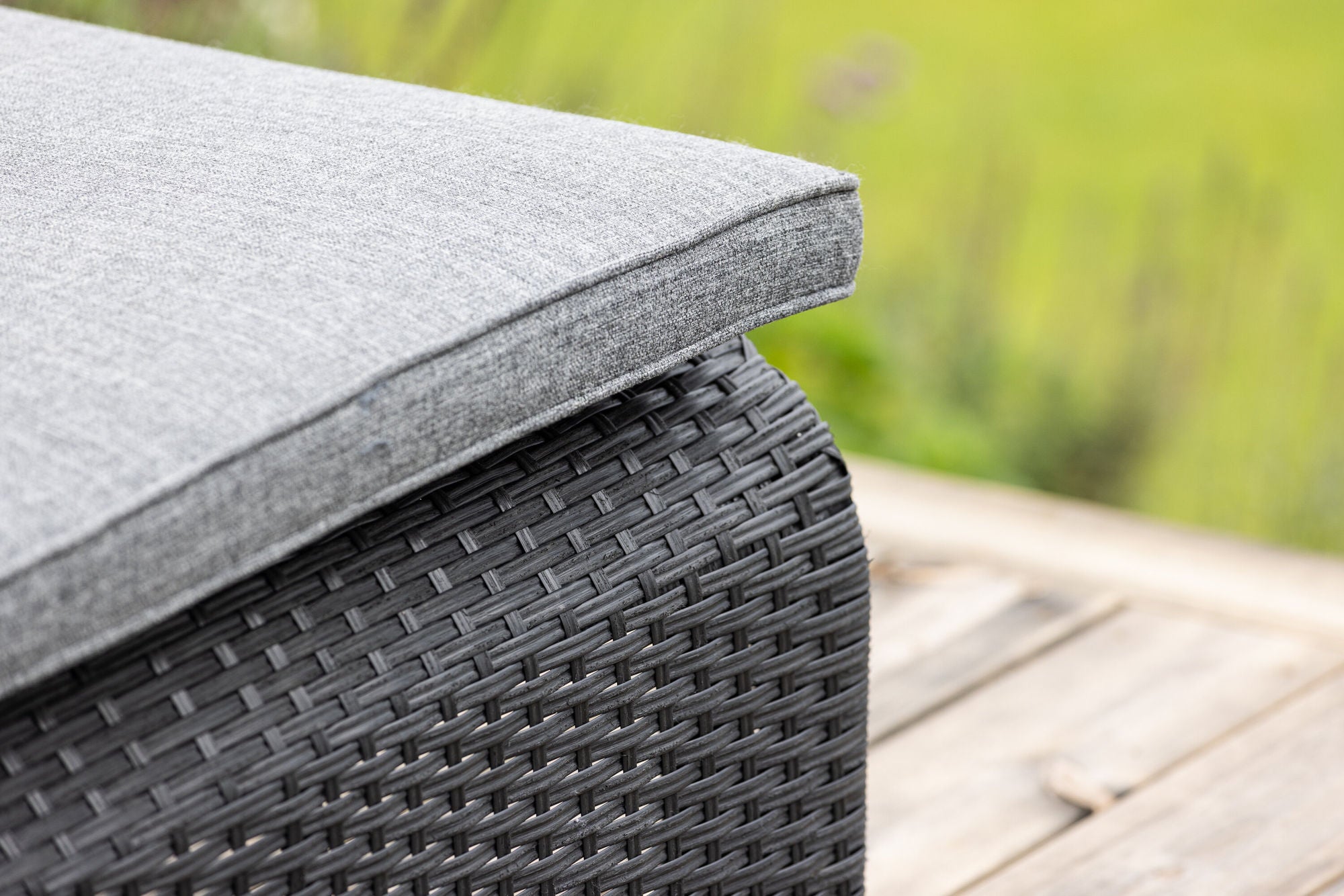 Venture Home London Sunbed - Black / Darkgrey Spunpolyester