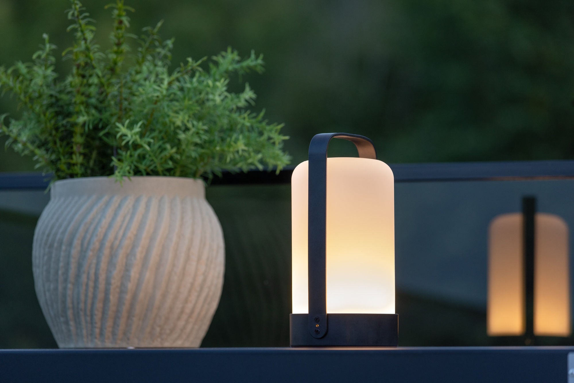 Venture Home Fern bord lampe ø12*22cm - Black/white /