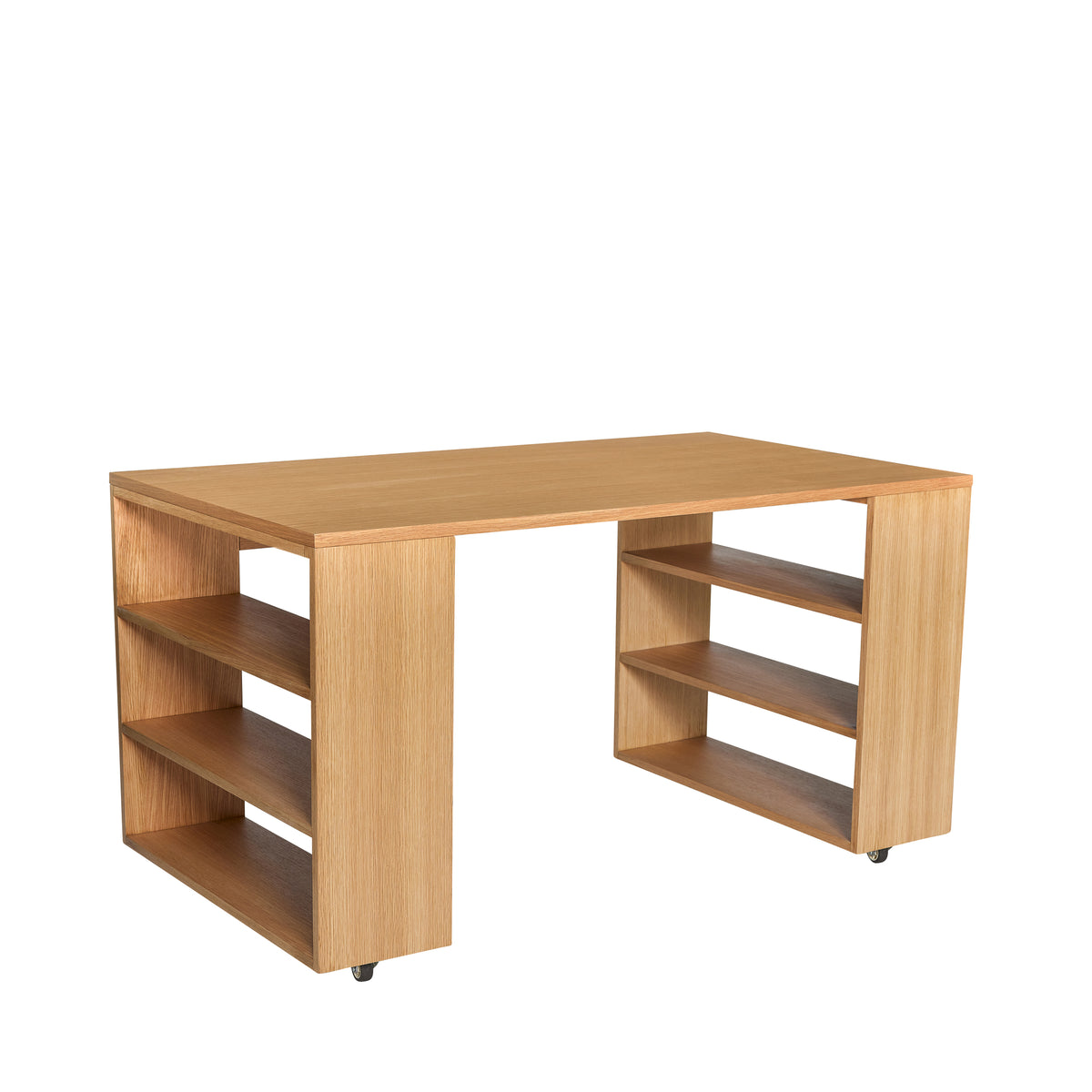 Funktionelt skrivebord i naturlig finish