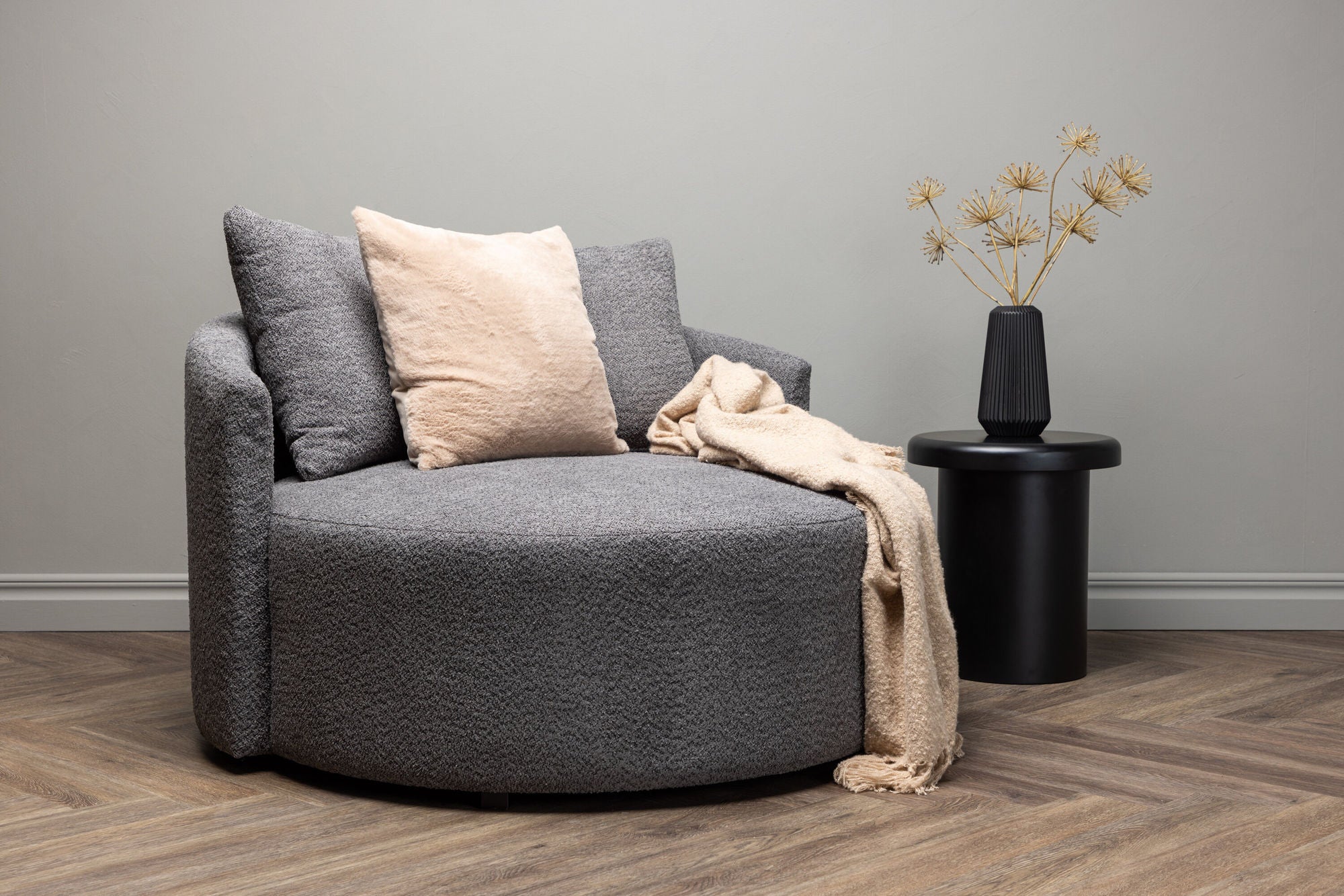 Venture Home Kelso Sofa Wood/Grey