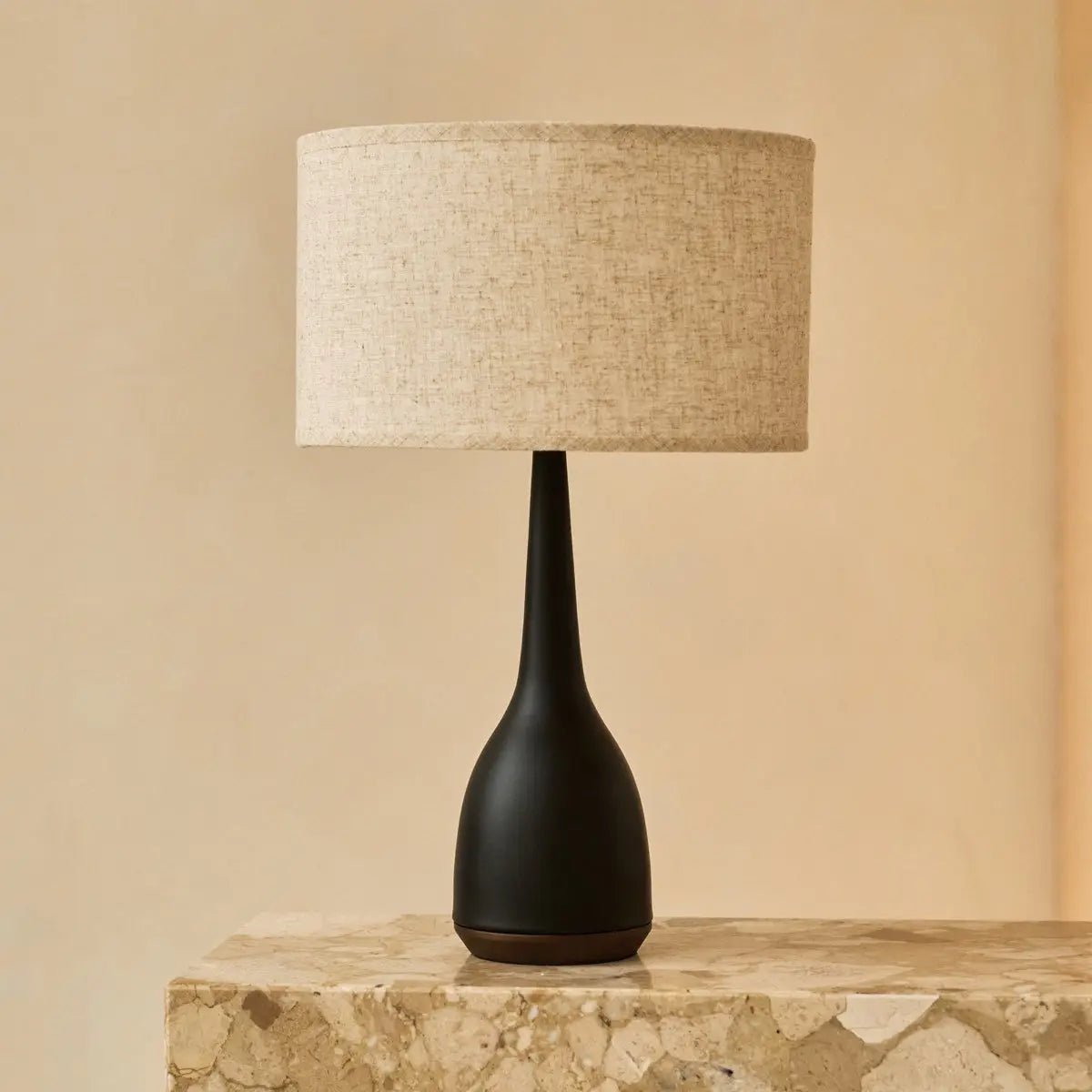 Jacob Sort bordlampe