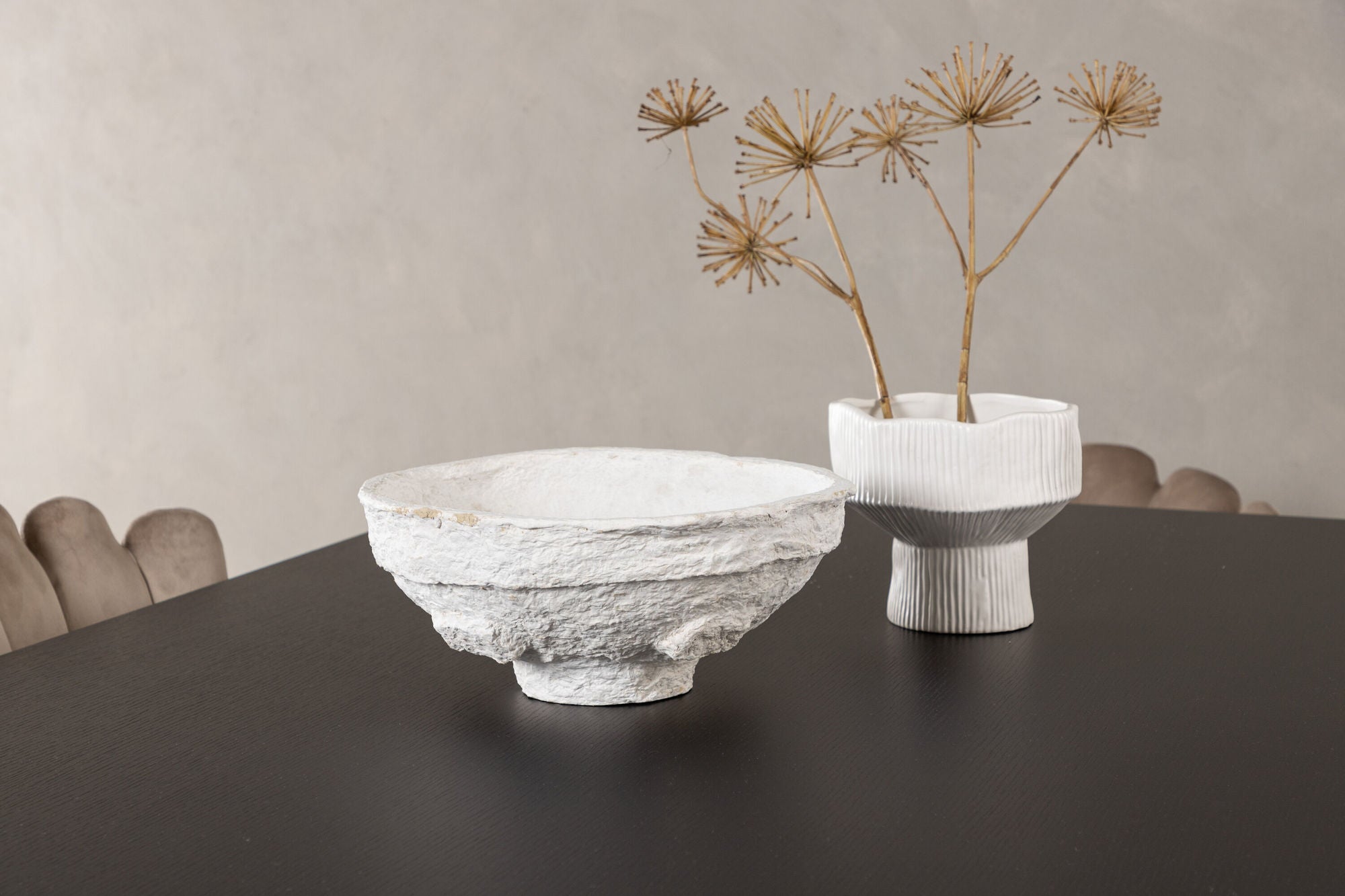 Venture Home Vail spisebord - Black / Smoked Black MDF +Limhamn Light stol - Black / Beige Velvet _4