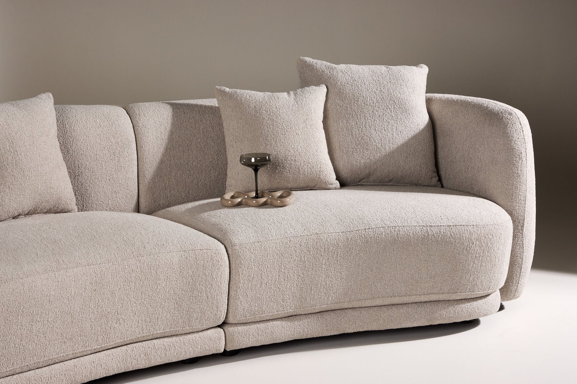 Venture Home Cielo 3-seat Sofa - Beige Boucle