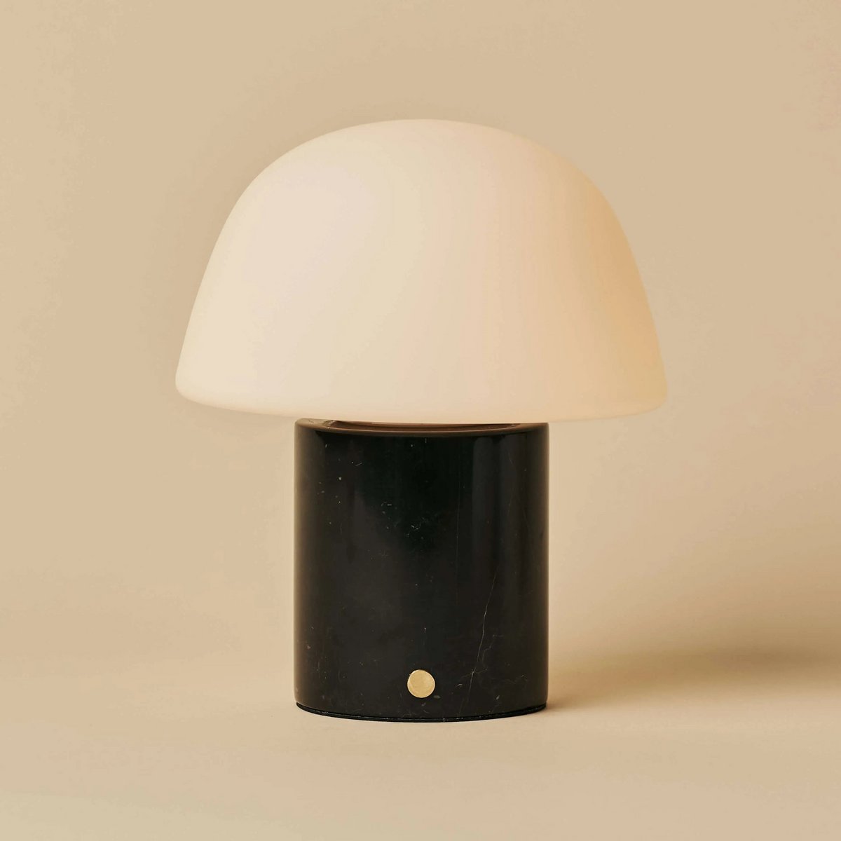 Maes Black – Nero Marquina Marmor genopladelig bordlampe