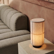 Sakura Mørkebrun Bordlampe | Linenmix skærm & stilfuld belysning