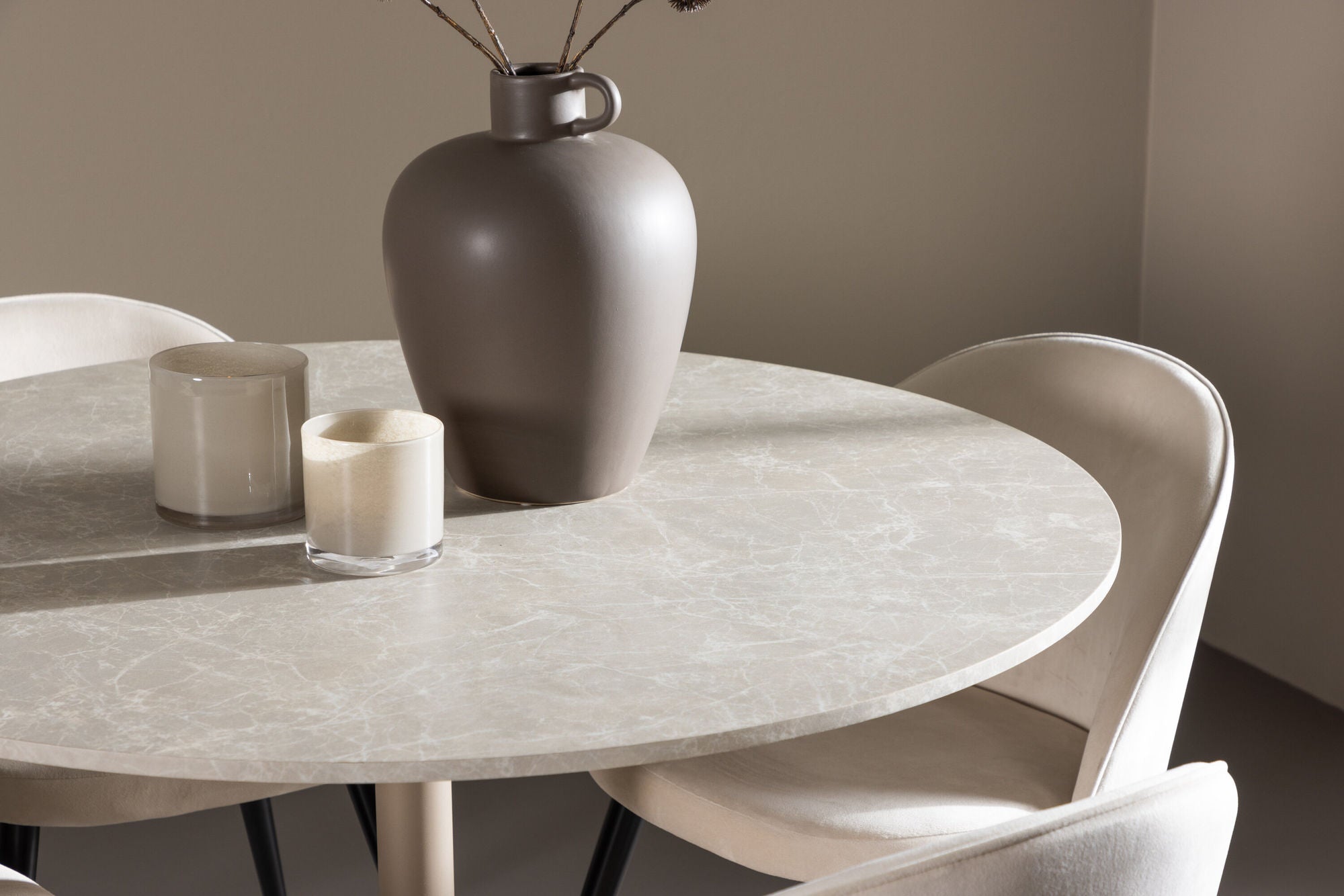 Venture Home Lycke spisebord with Velvet Spisebordsstol