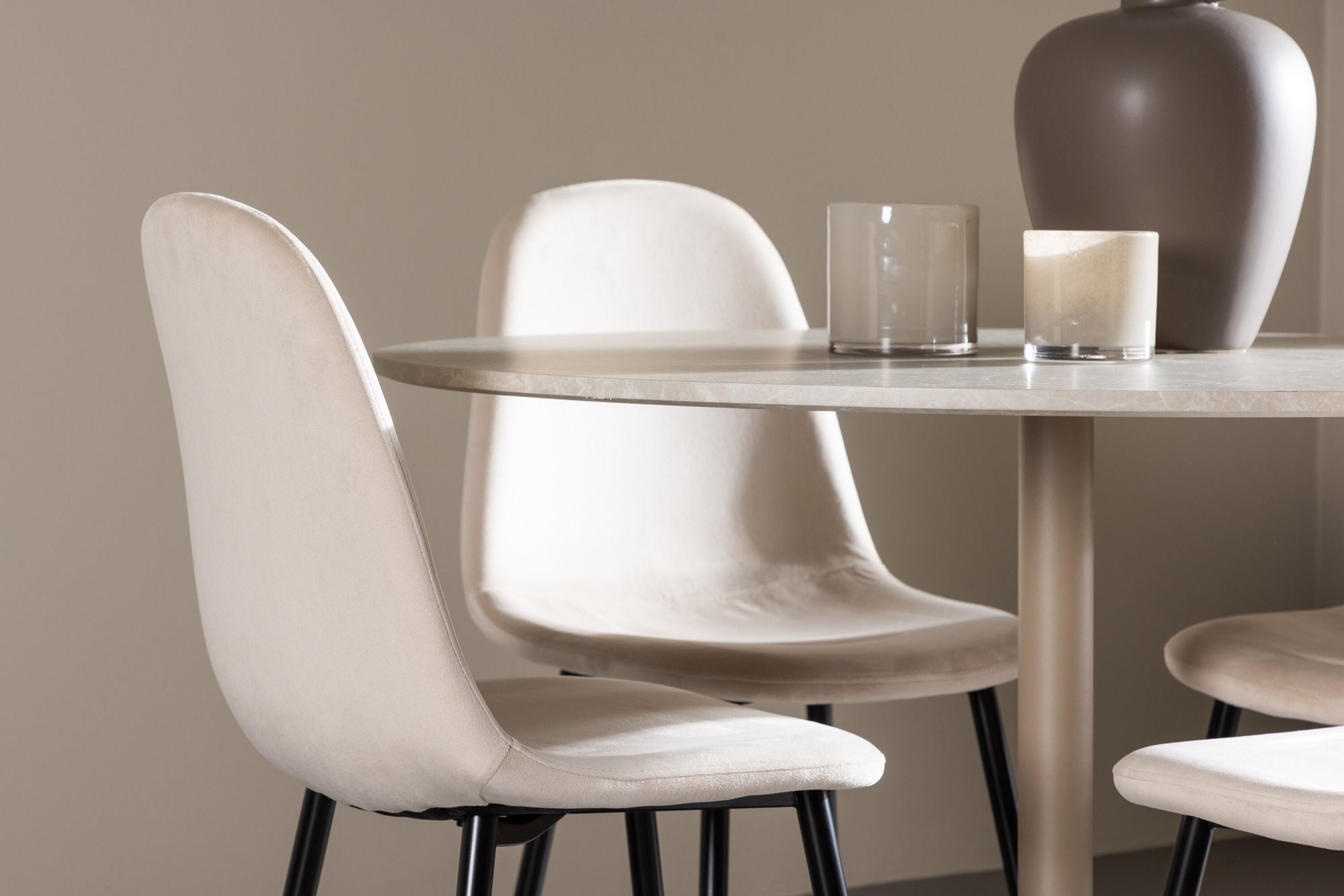 Venture Home Lycke spisebord with Polar Spisebordsstol