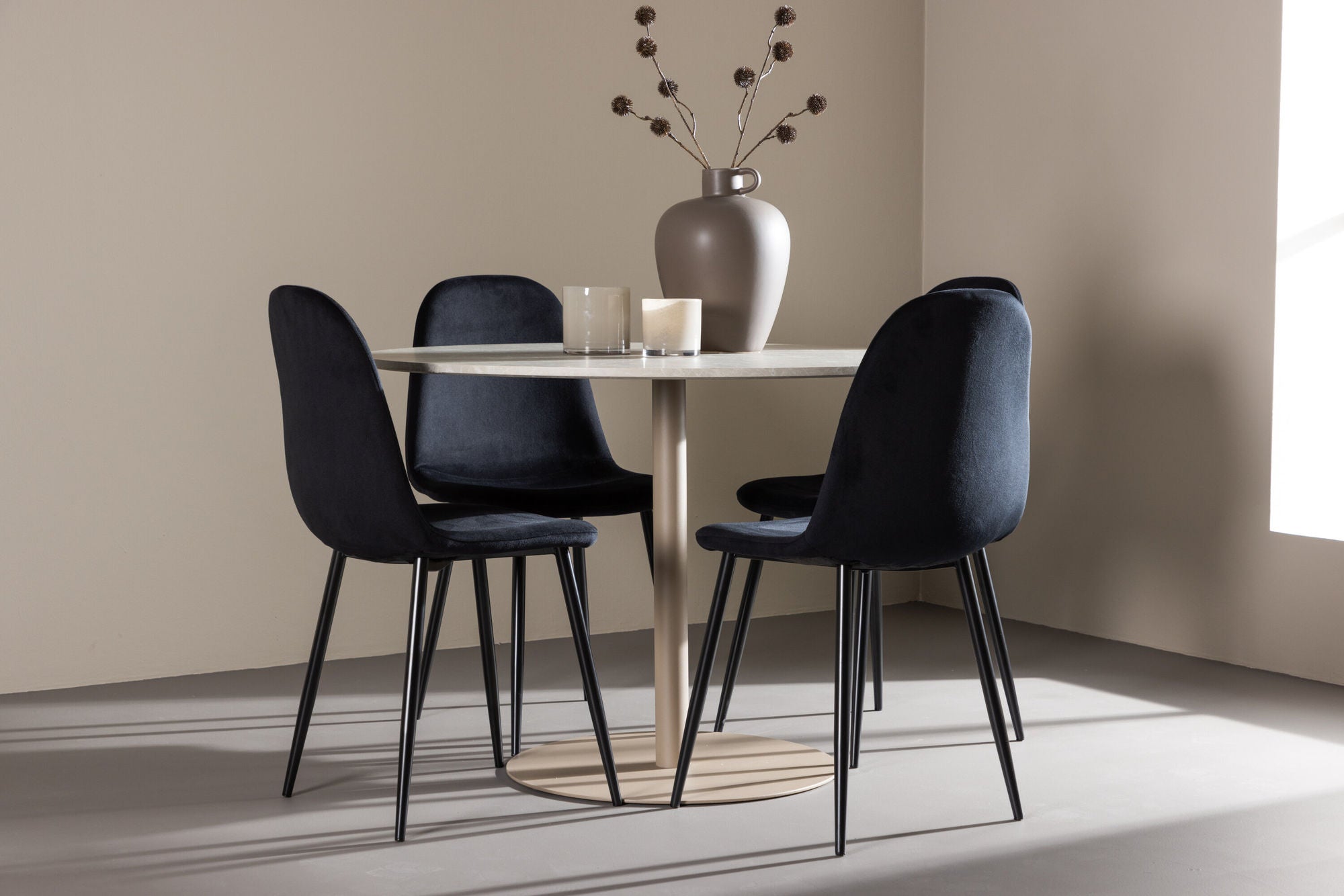 Venture Home Lycke spisebord with Polar Spisebordsstol
