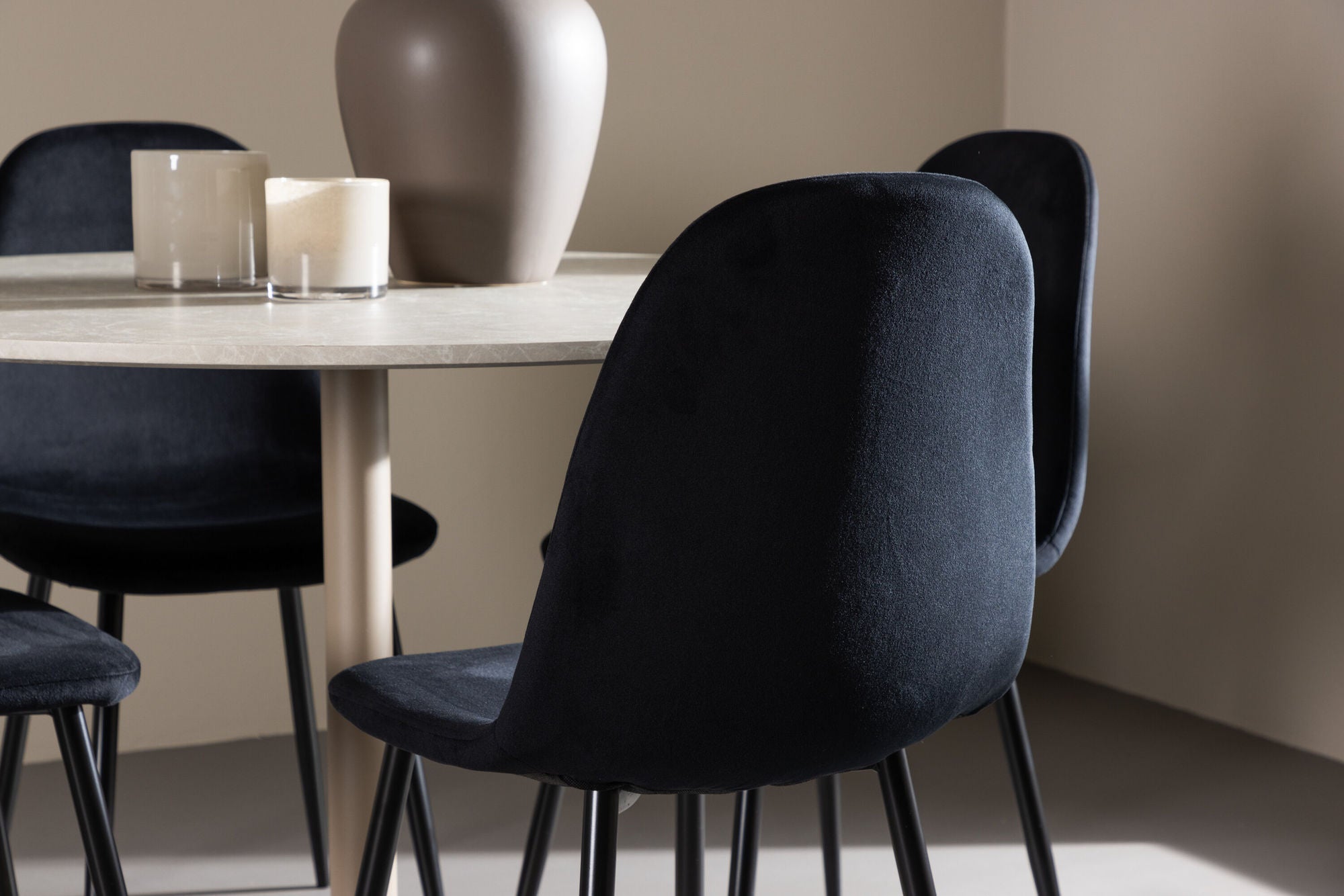 Venture Home Lycke spisebord with Polar Spisebordsstol