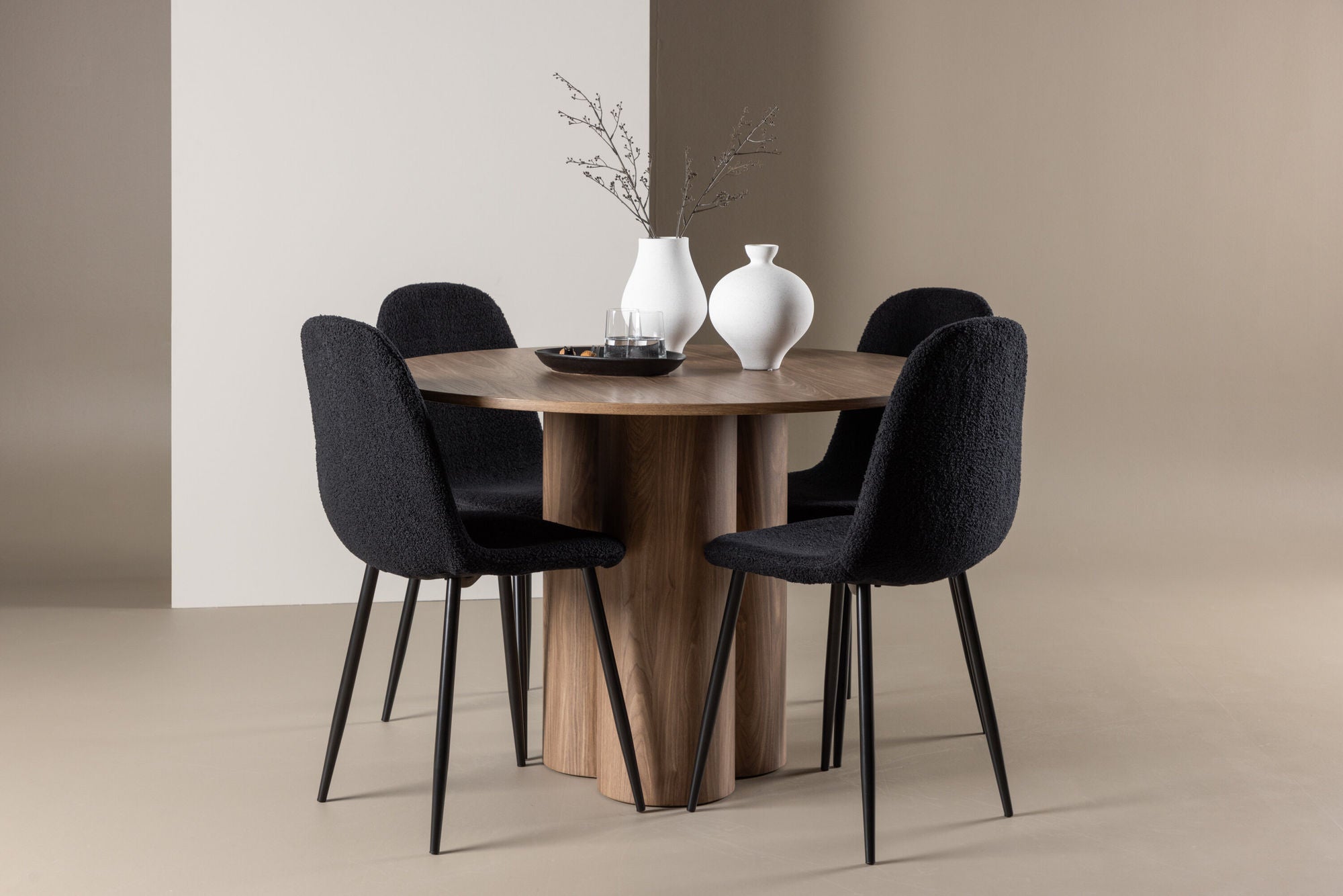 Venture Home Olivia spisebord with Polar Spisebordsstol