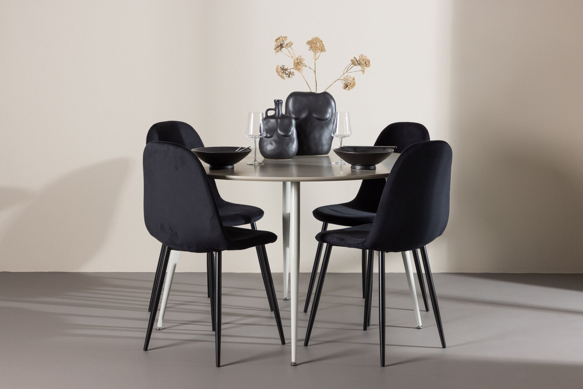 Venture Home Plaza spisebord with Polar Spisebordsstol