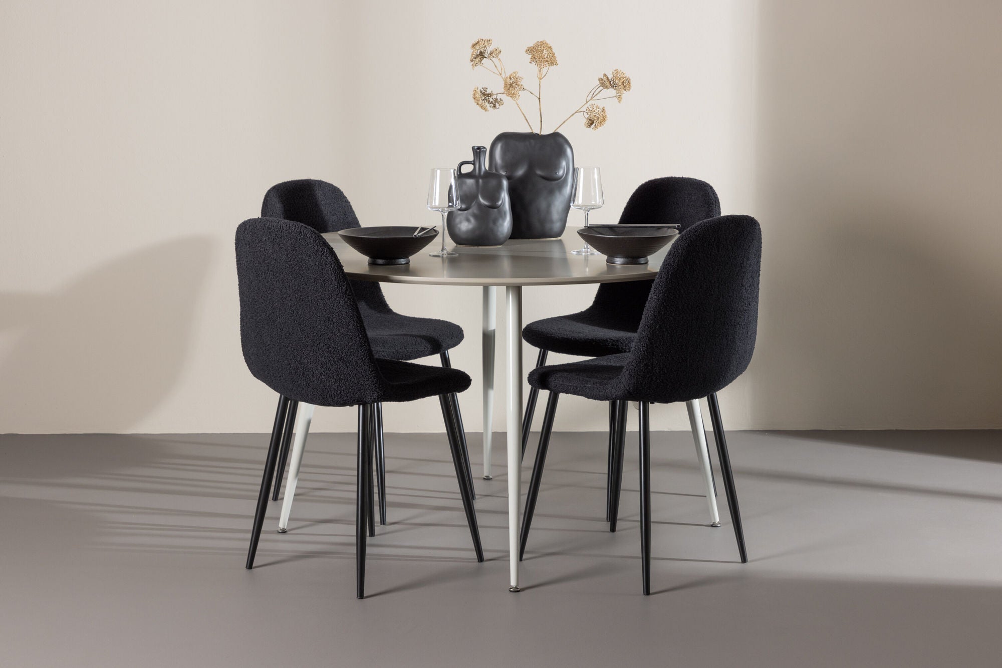 Venture Home Plaza spisebord with Polar Spisebordsstol